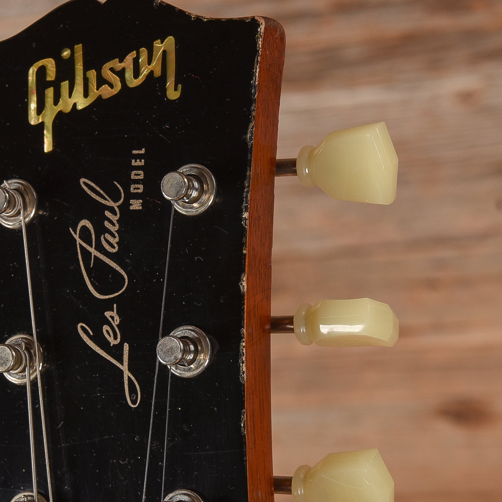 Gibson Custom Murphy Lab '59 Les Paul Standard Light Aged Sunburst Electric Guitars / Solid Body