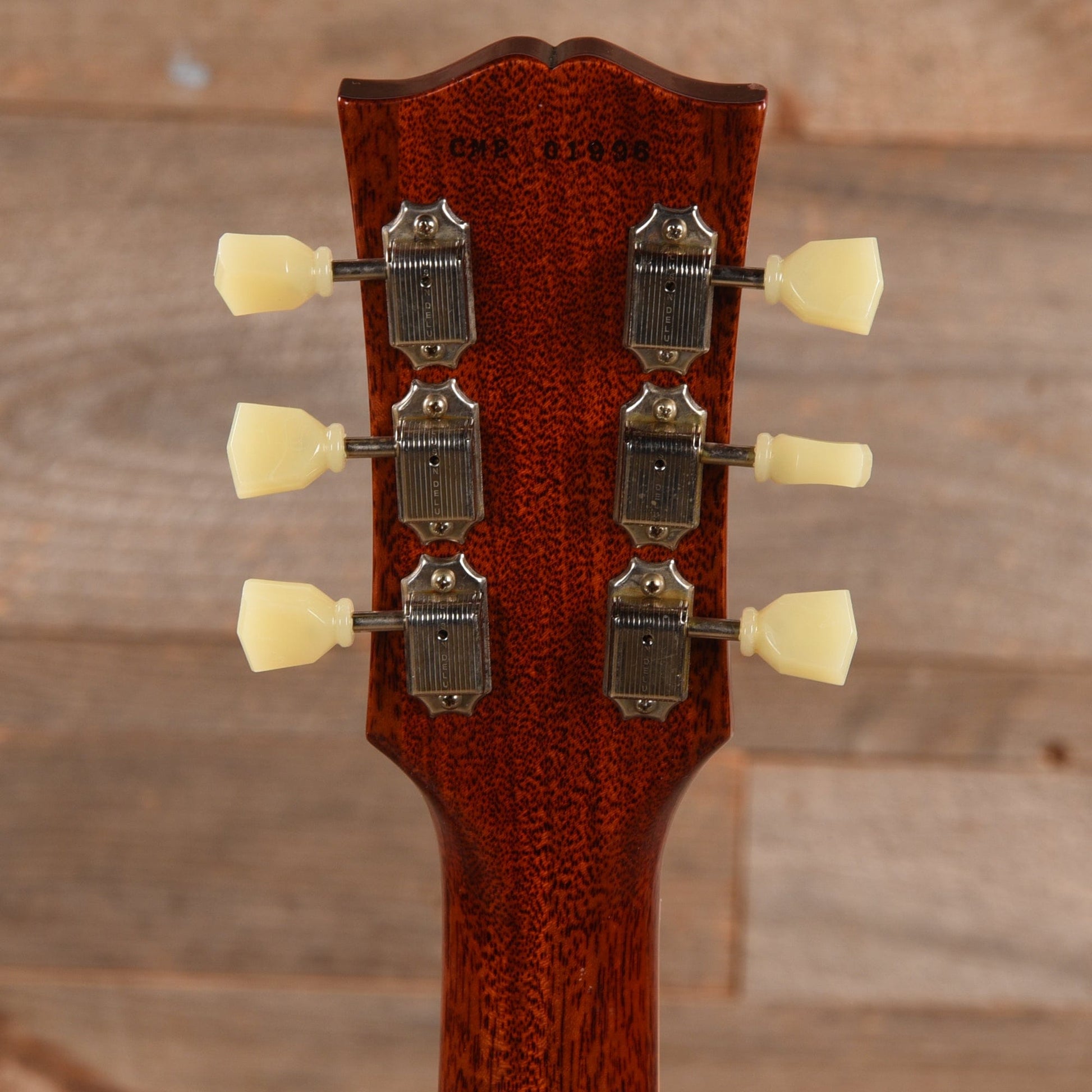 Gibson Custom Shop 1957 Les Paul Goldtop "CME Spec" VOS w/60 V2 Neck Electric Guitars / Solid Body