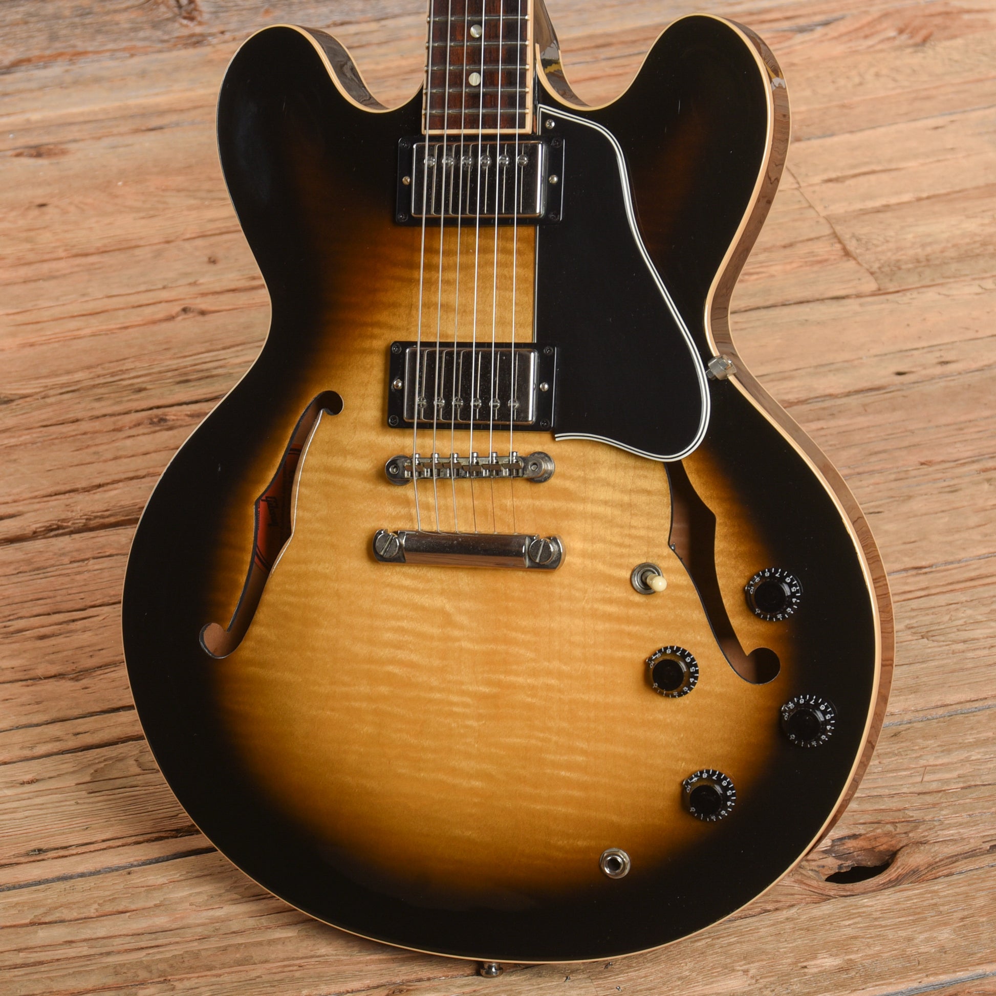 Gibson ES-335 Dot Figured Vintage Sunburst 2006 Electric Guitars / Solid Body