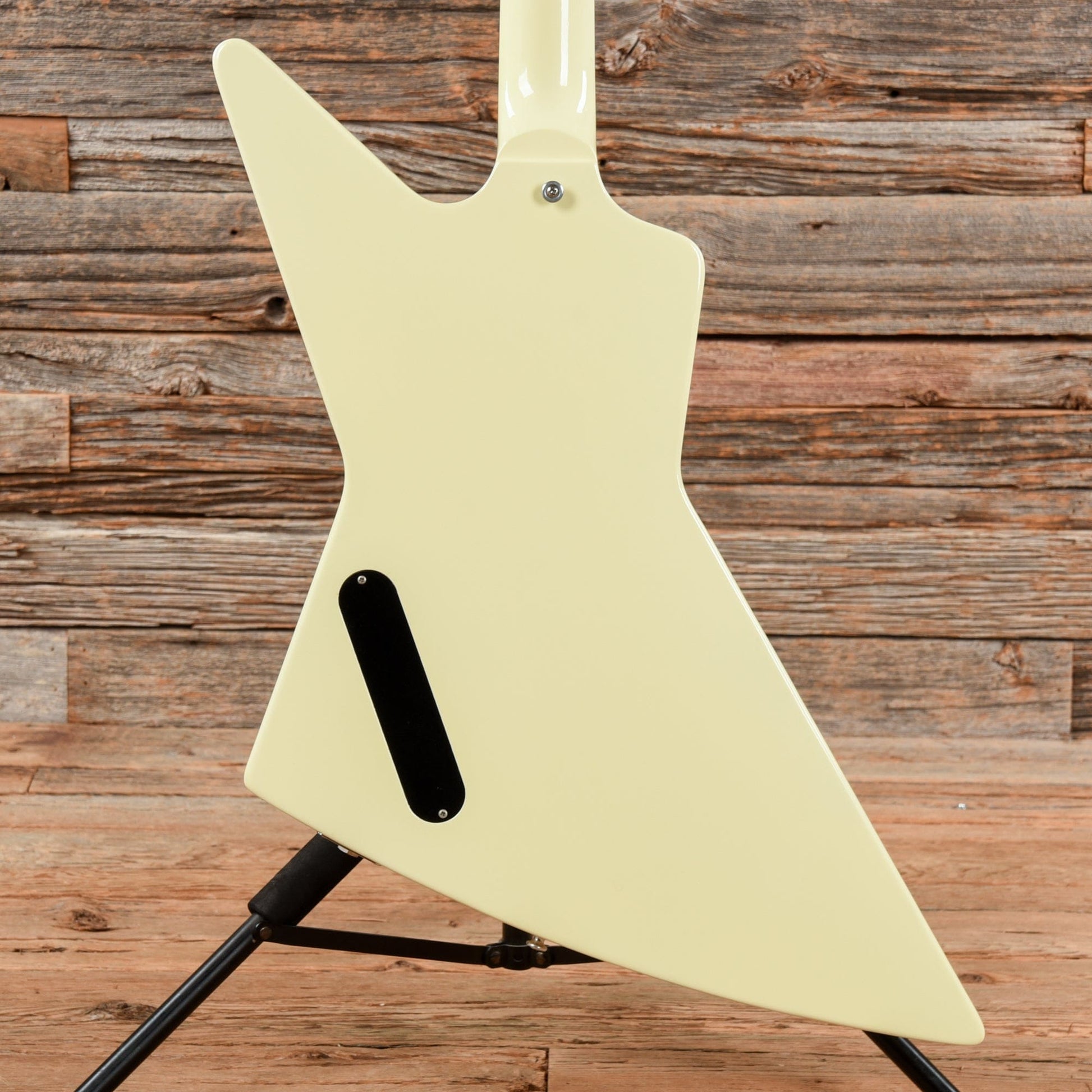Gibson Explorer '76 Classic White 2004 Electric Guitars / Solid Body