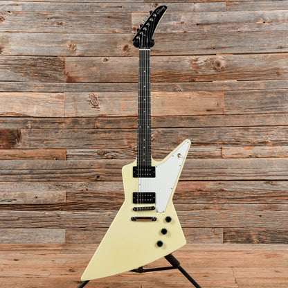 Gibson Explorer '76 Classic White 2004 Electric Guitars / Solid Body