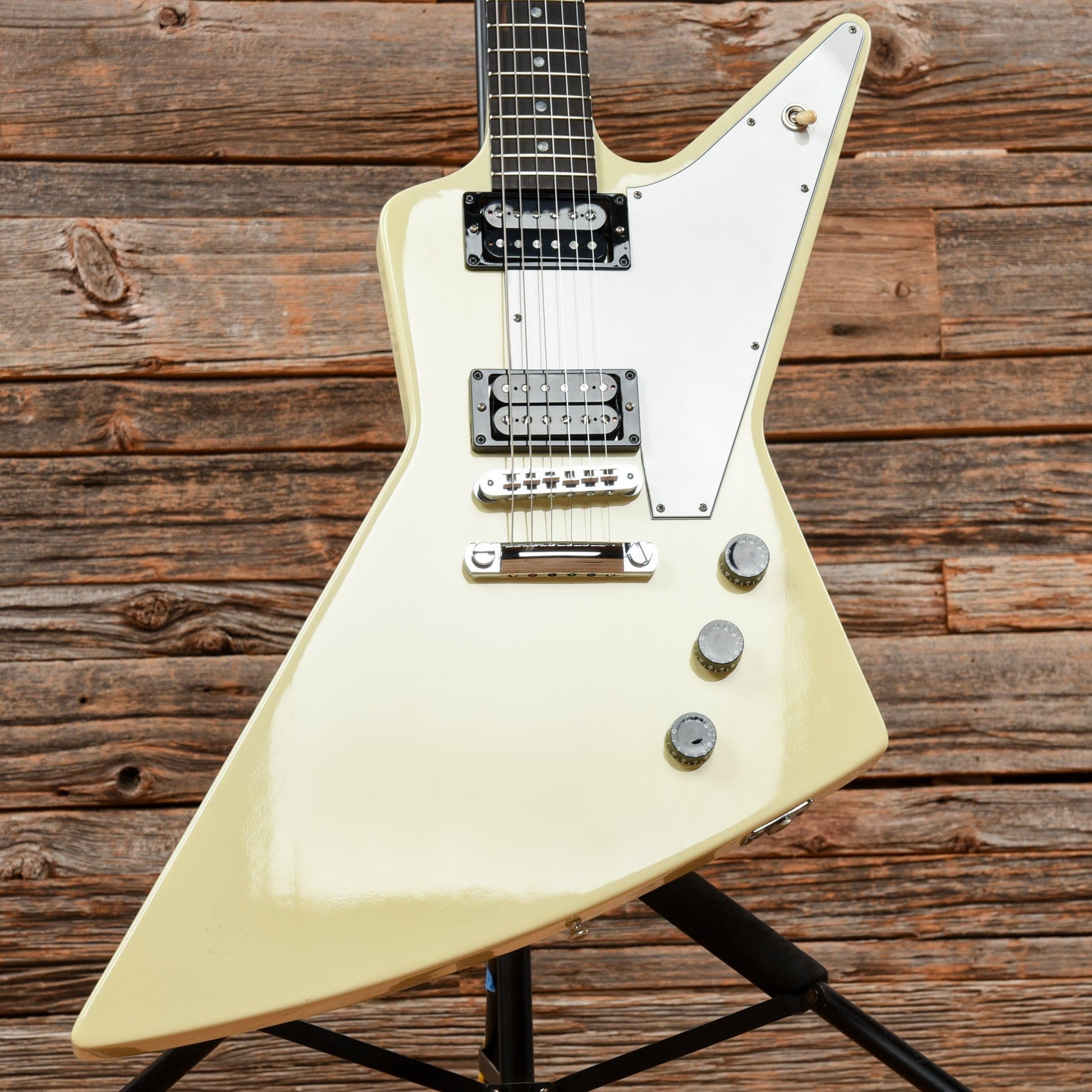 Gibson Explorer '76 Classic White 2004 Electric Guitars / Solid Body