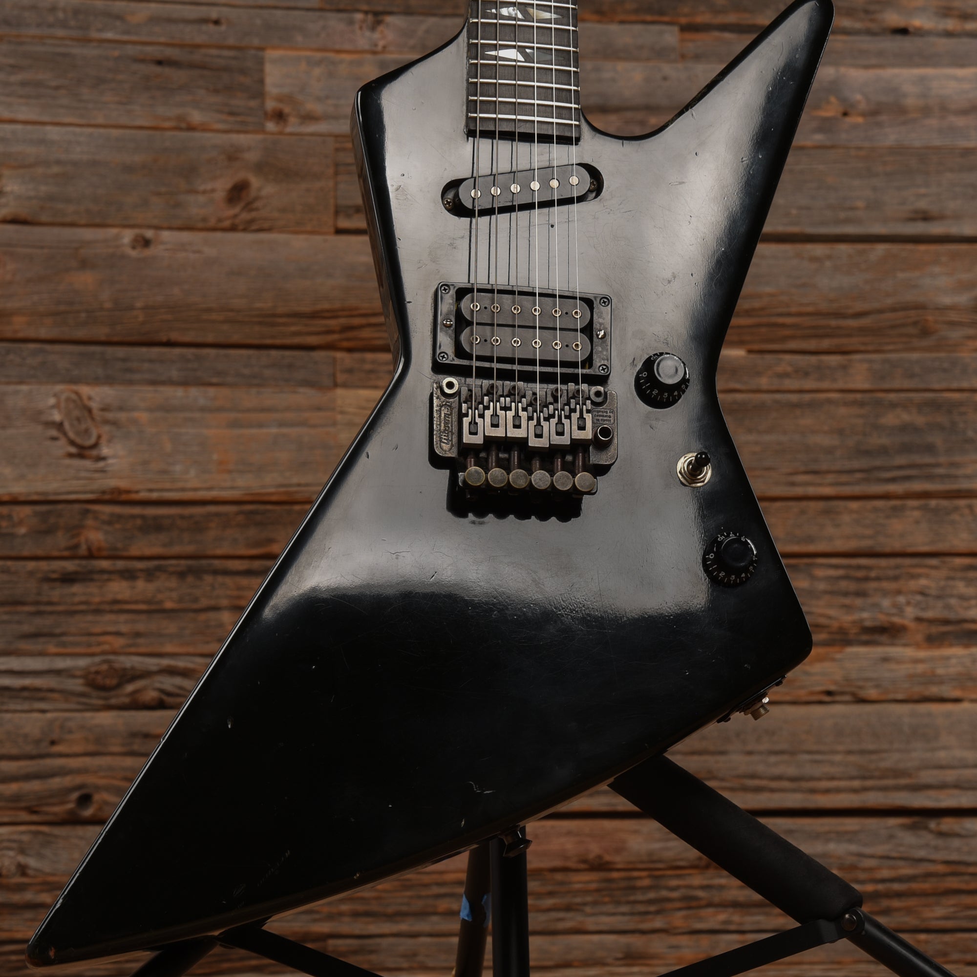 Gibson Explorer 90 Black 1992 Electric Guitars / Solid Body