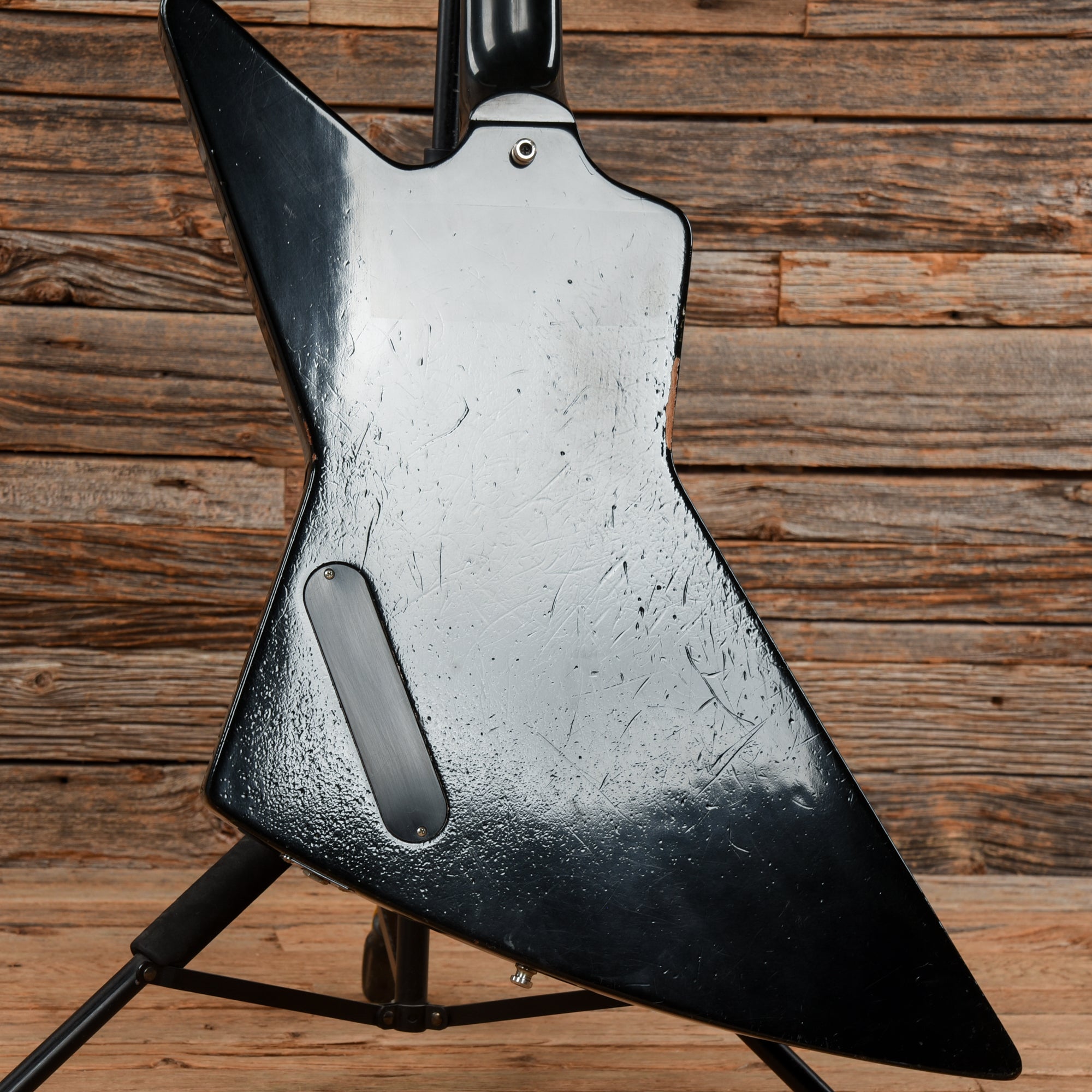 Gibson Explorer Black 2005 – Chicago Music Exchange