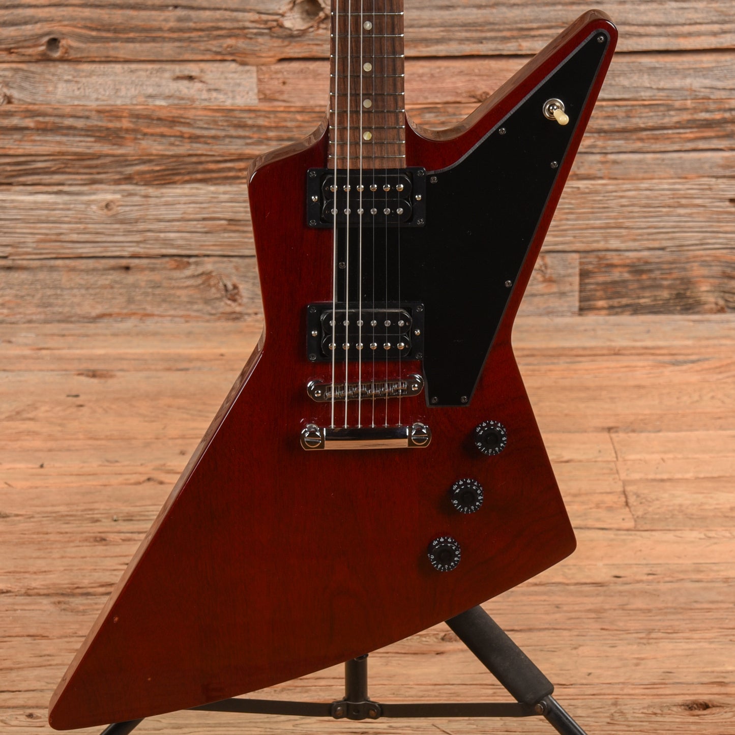 Gibson Explorer Cherry 2011 Electric Guitars / Solid Body