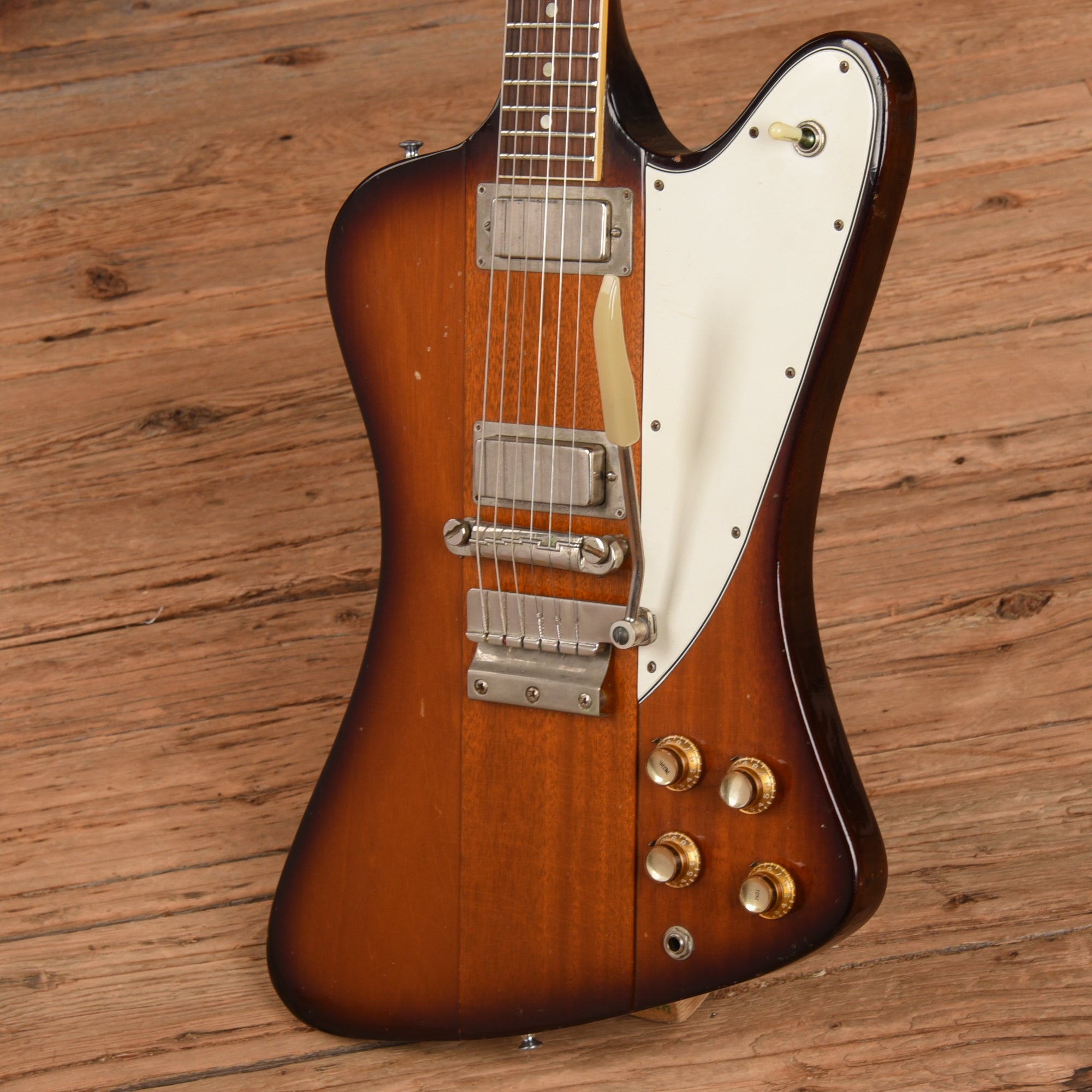 Gibson Firebird III Sunburst 1963 Electric Guitars / Solid Body
