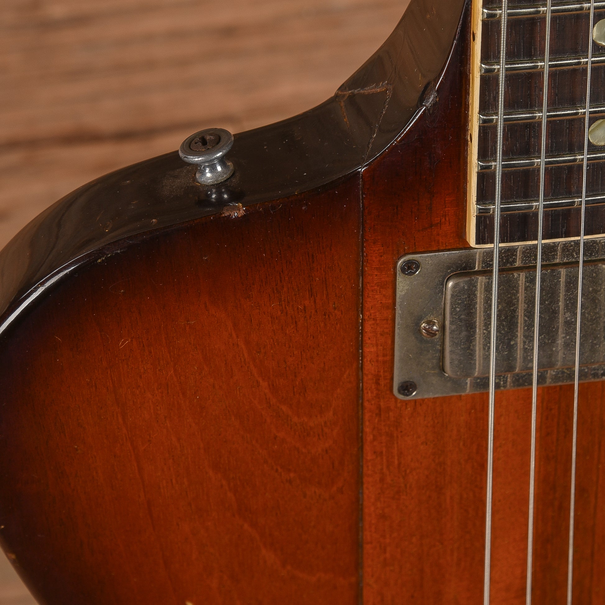 Gibson Firebird III Sunburst 1964 Electric Guitars / Solid Body
