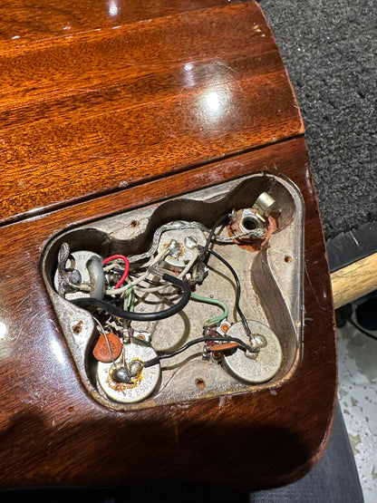 Gibson Firebird III Sunburst 1964 Electric Guitars / Solid Body