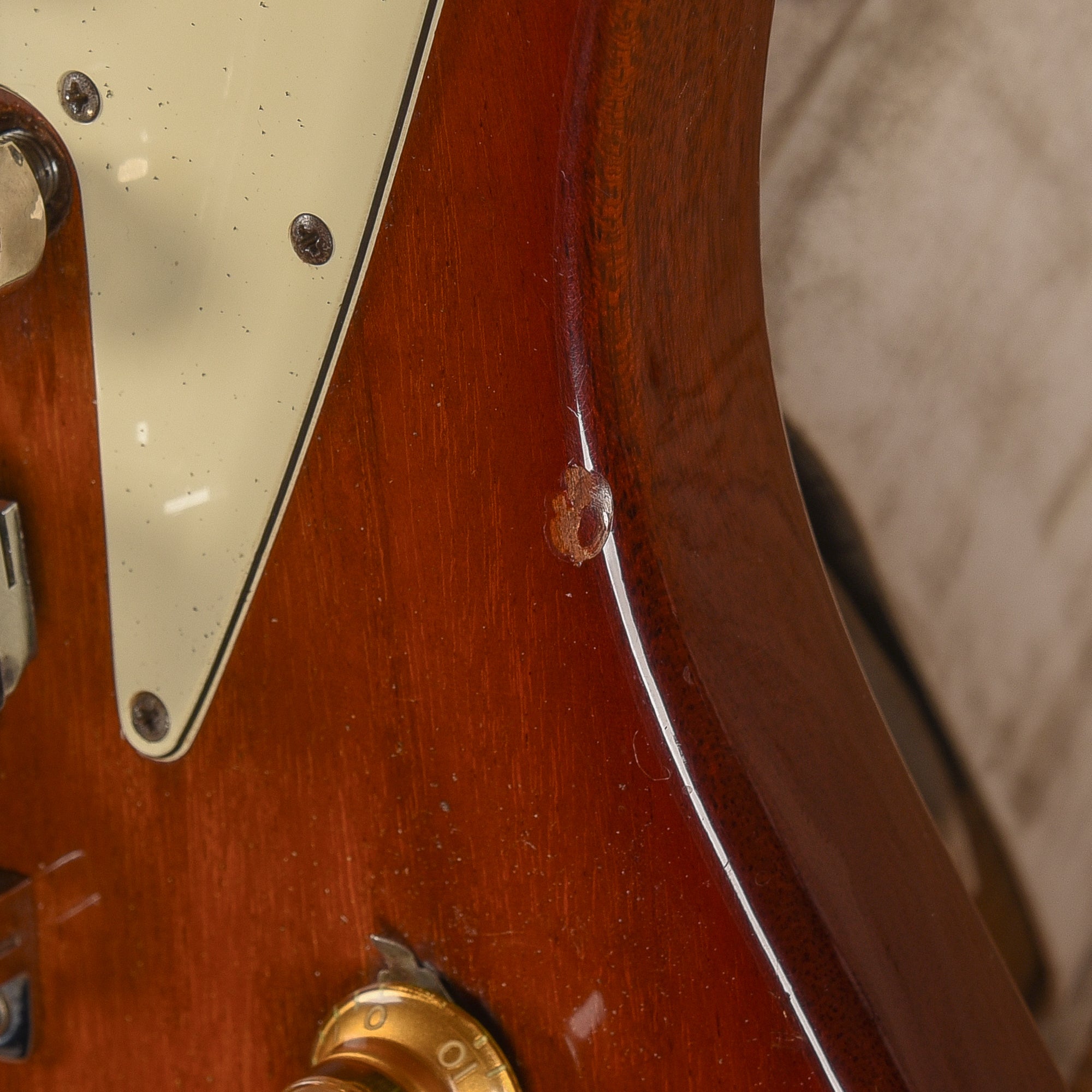 Gibson Firebird III Sunburst 1967 Electric Guitars / Solid Body