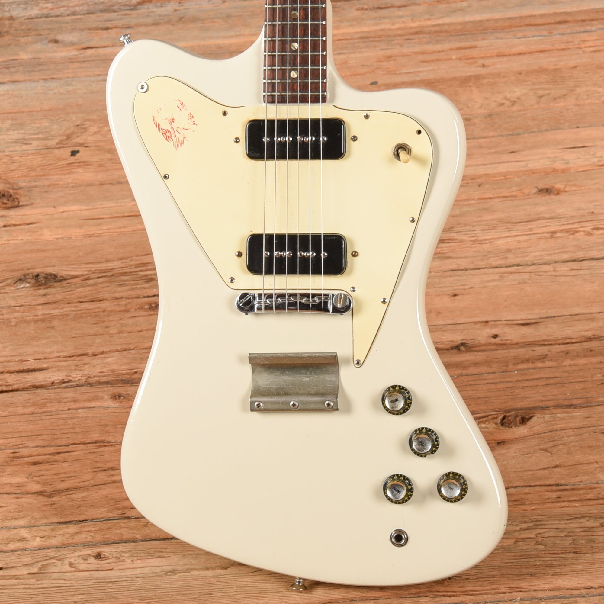 Gibson Firebird III White Refin 1967 Electric Guitars / Solid Body