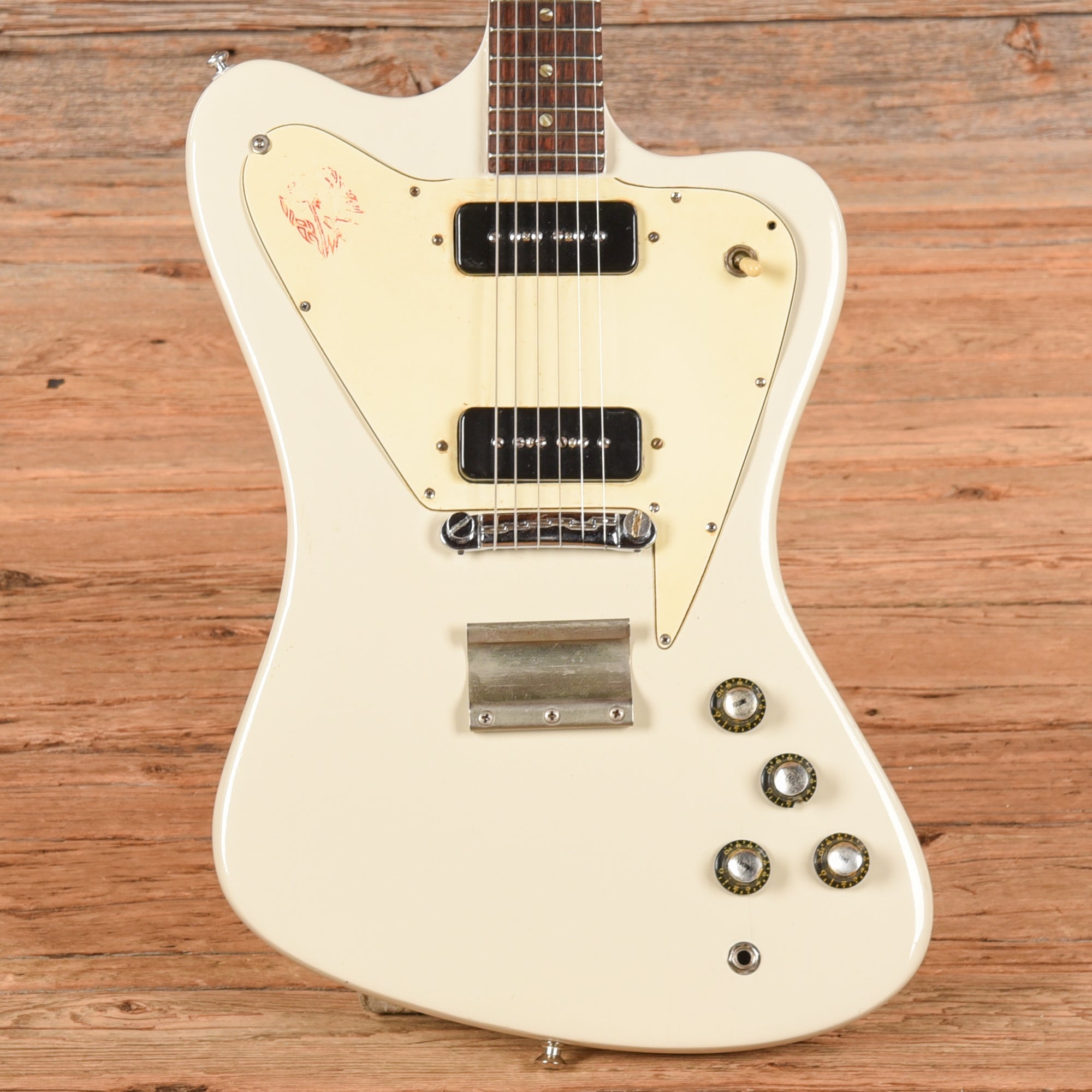 Gibson Firebird III White Refin 1967 Electric Guitars / Solid Body