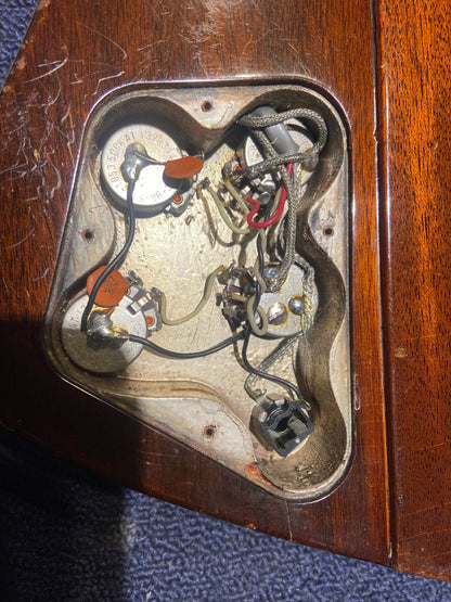 Gibson Firebird V Sunburst 1964 Electric Guitars / Solid Body