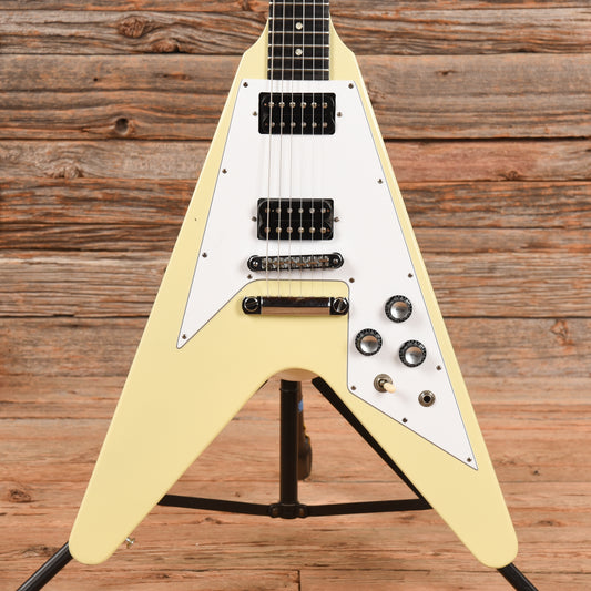Gibson Flying V '67 Alpine White Refinish 1995 Electric Guitars / Solid Body