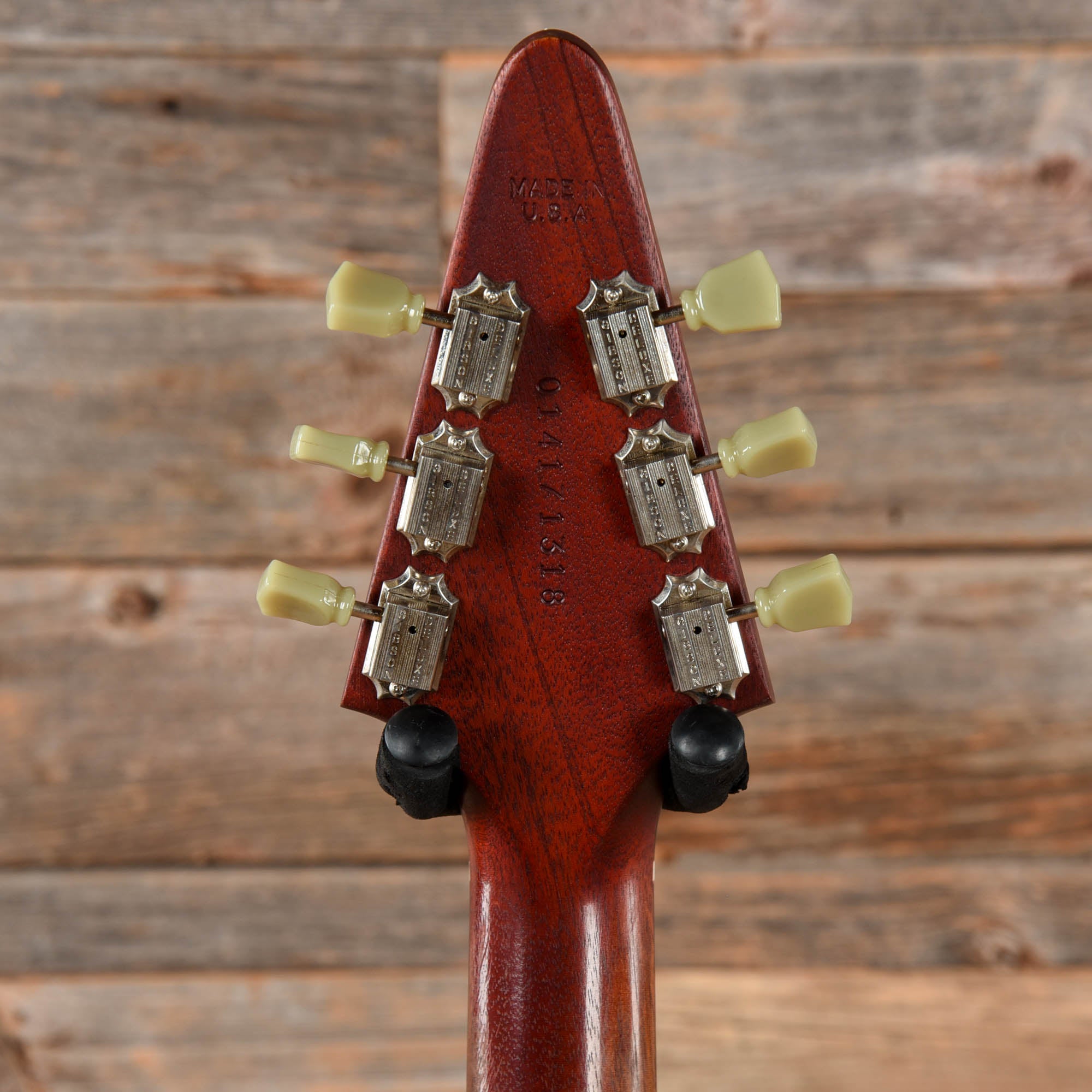 Gibson Flying V Faded Worn Cherry 2001 – Chicago Music Exchange