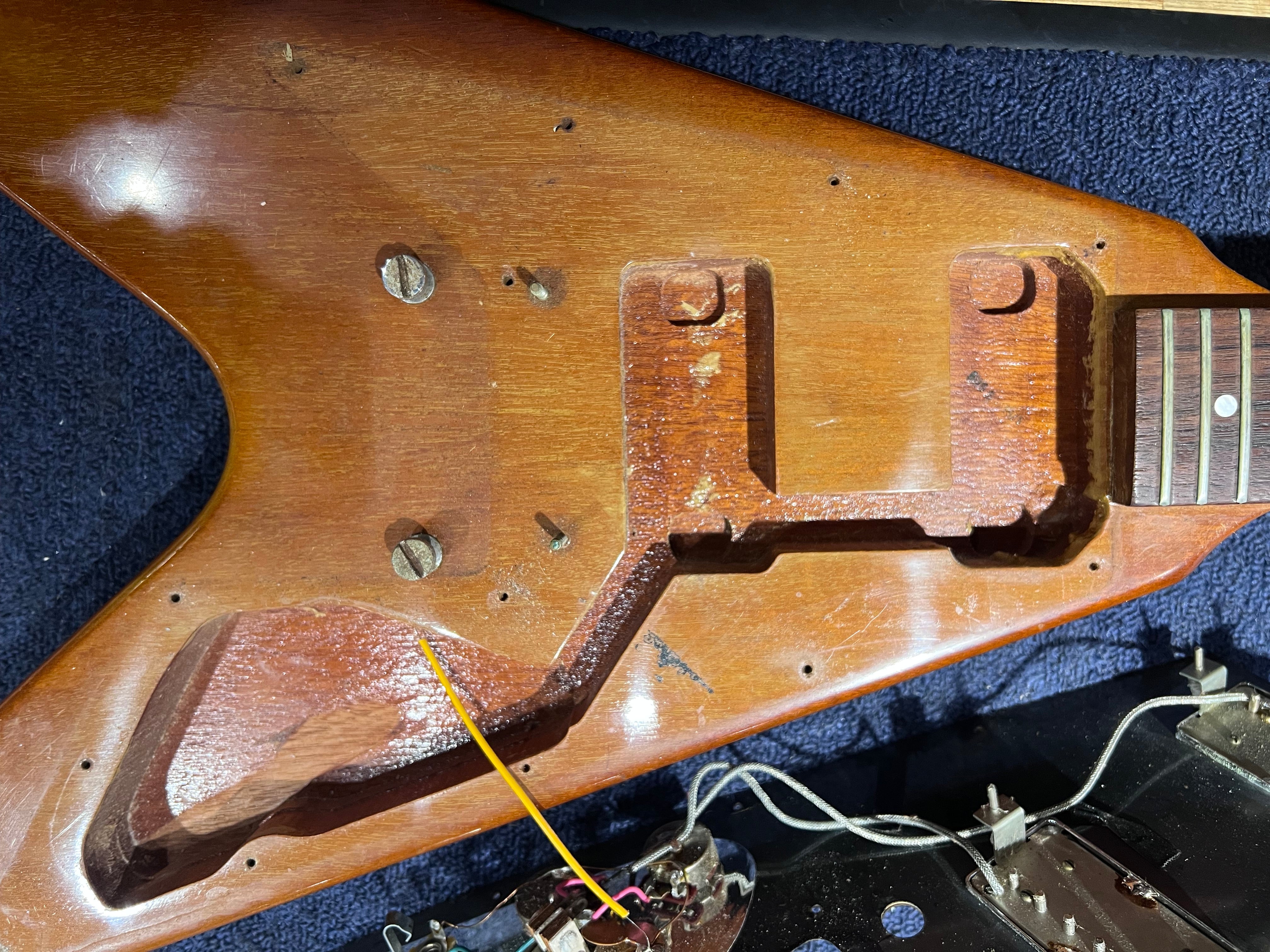Gibson Flying V Natural 1975 Electric Guitars / Solid Body