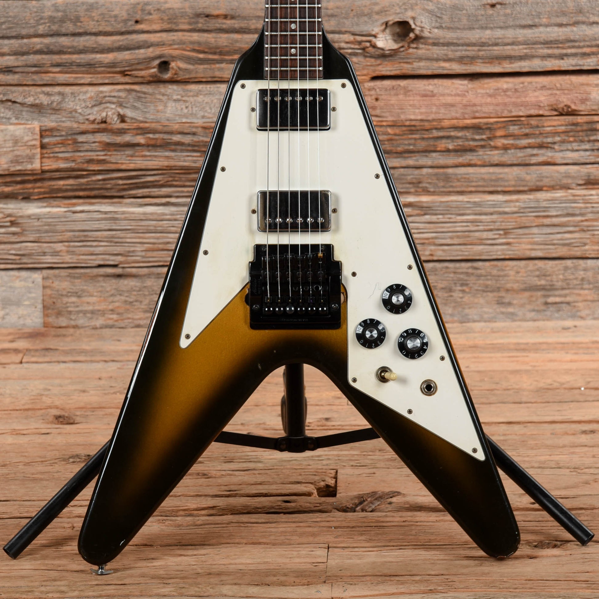 Gibson Flying V Silverburst 1981 Electric Guitars / Solid Body