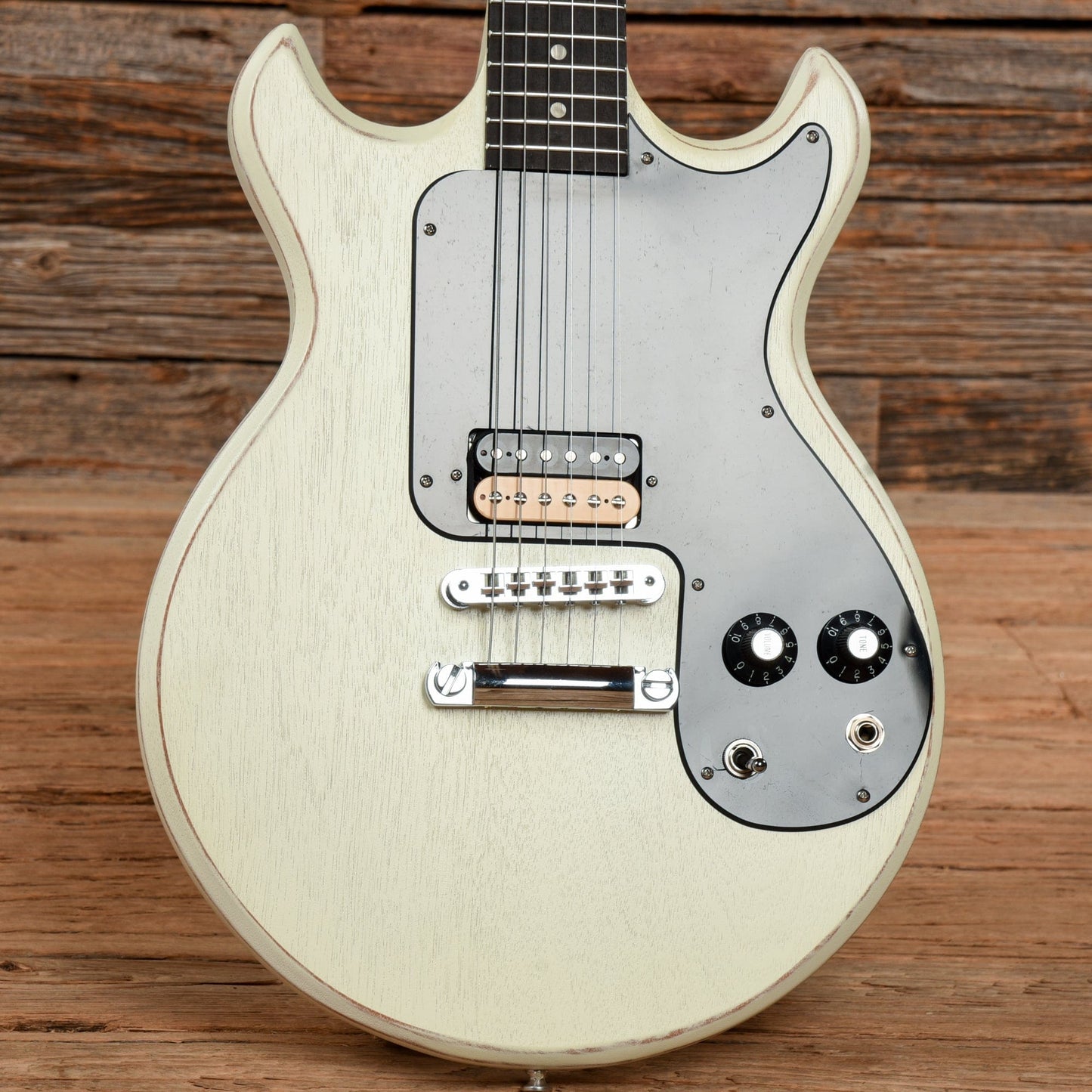 Gibson Joan Jett Signature Melody Maker Worn White 2010 Electric Guitars / Solid Body