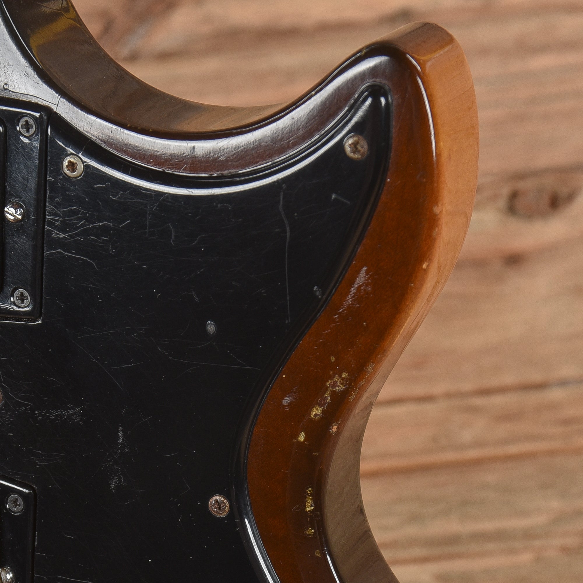 Gibson L-6S Deluxe Sunburst 1978 Electric Guitars / Solid Body