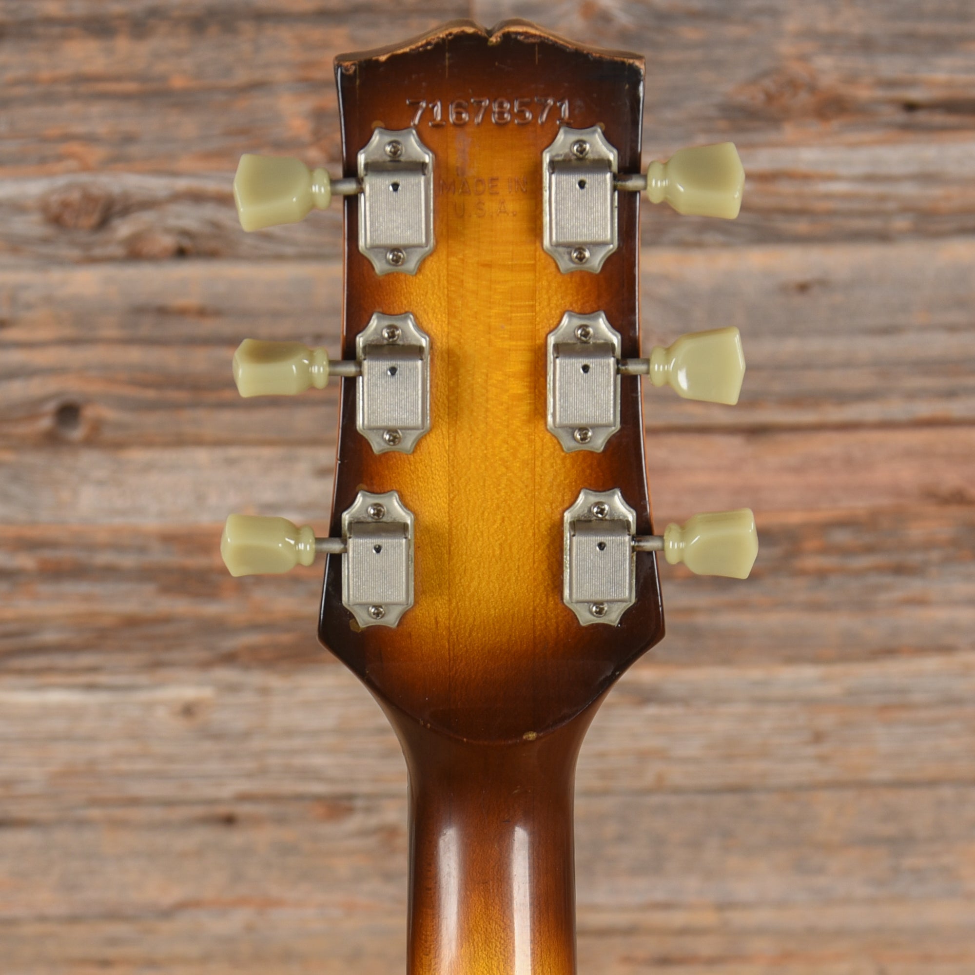 Gibson L-6S Deluxe Sunburst 1978 Electric Guitars / Solid Body
