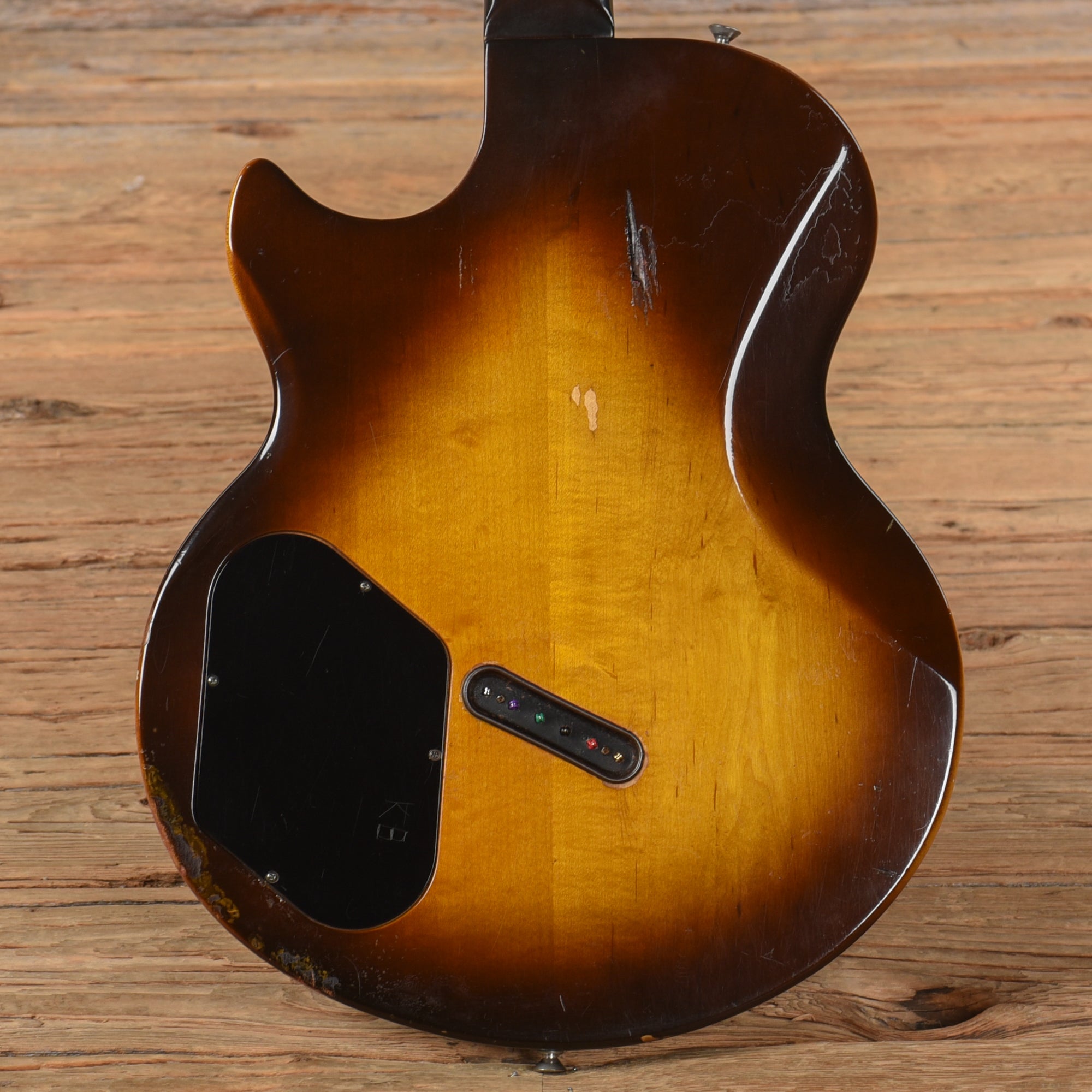 Gibson L-6S Deluxe Sunburst 1978 Electric Guitars / Solid Body