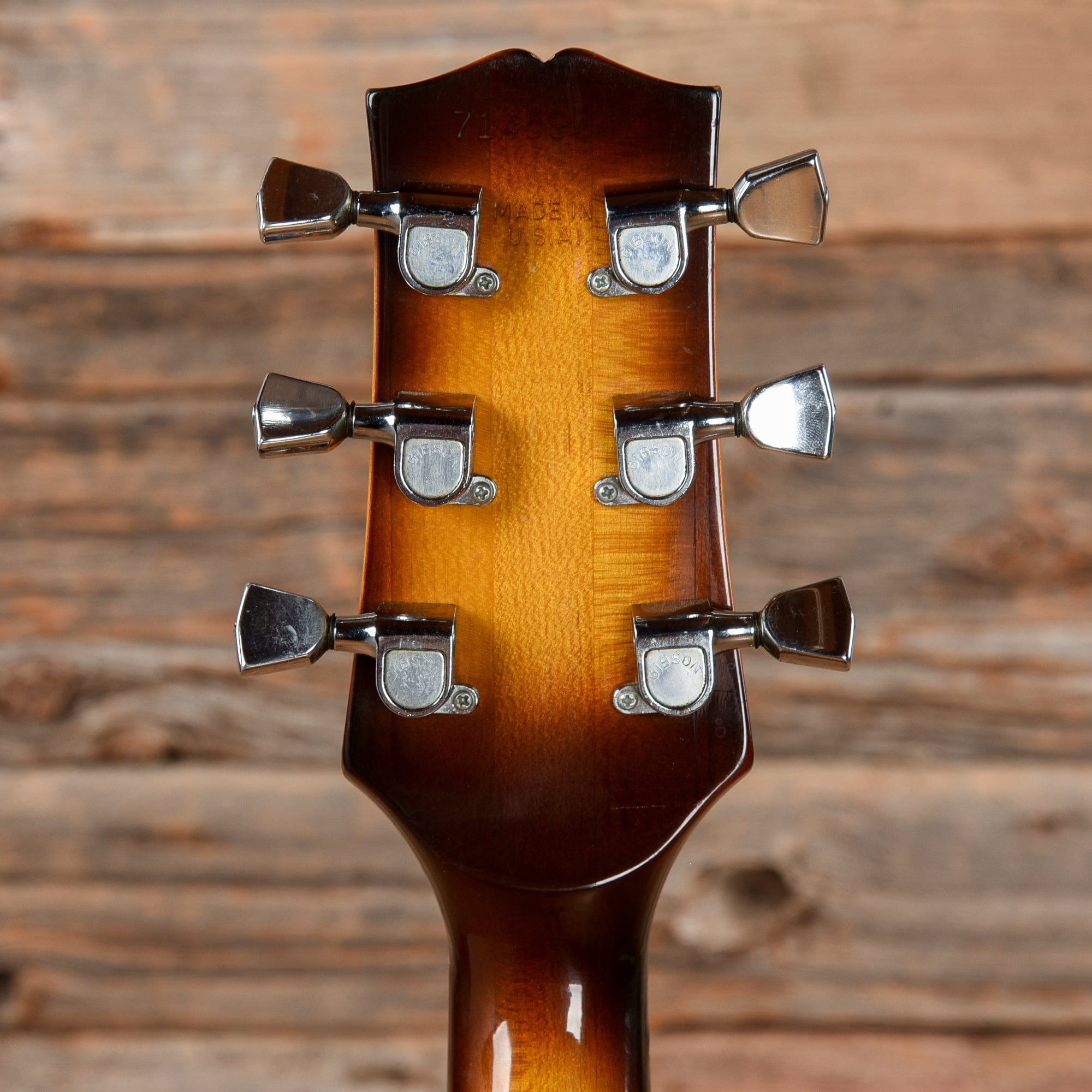 Gibson L-6S Sunburst 1979 Electric Guitars / Solid Body