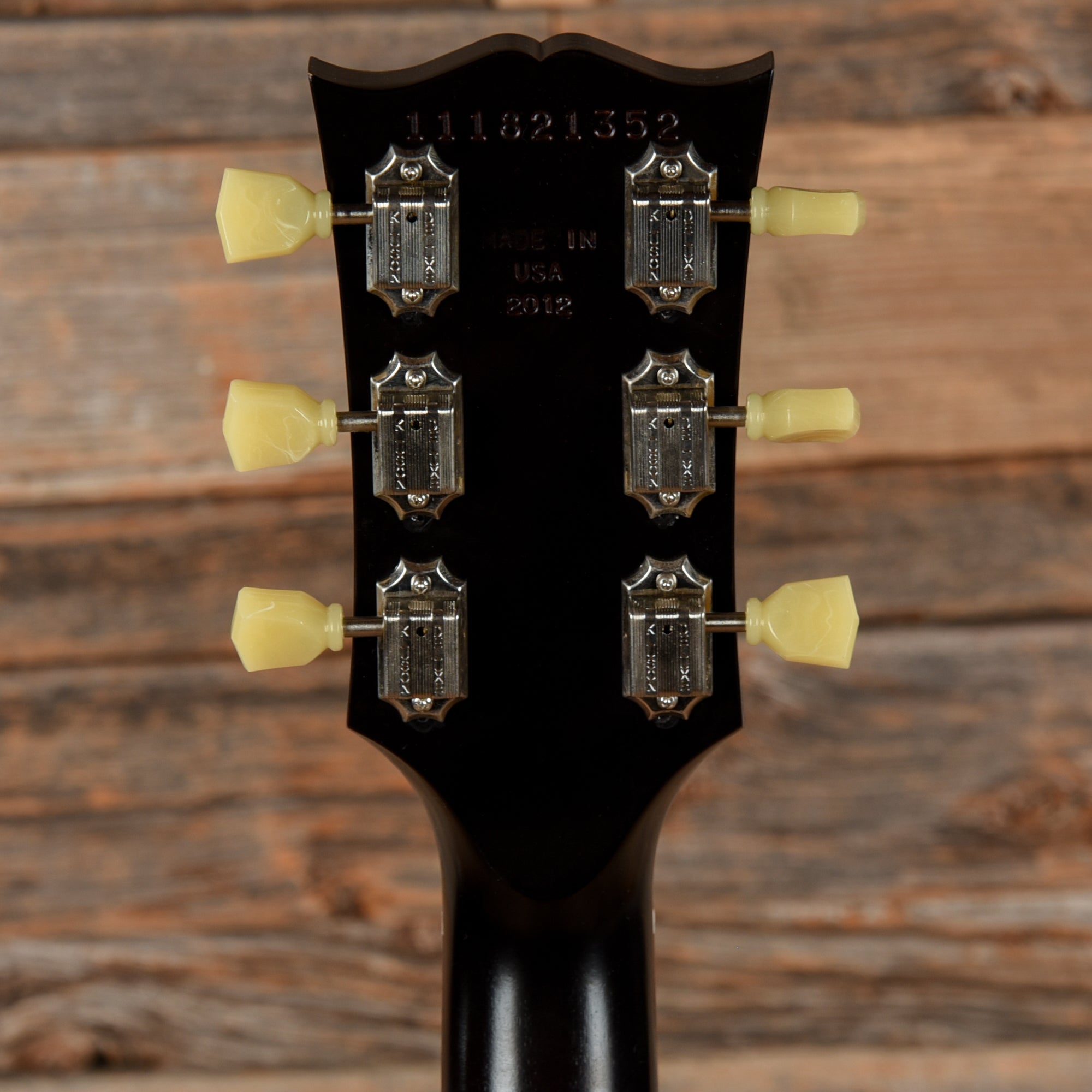 Gibson Les Paul '70s Tribute Satin Gold 2012 Electric Guitars / Solid Body