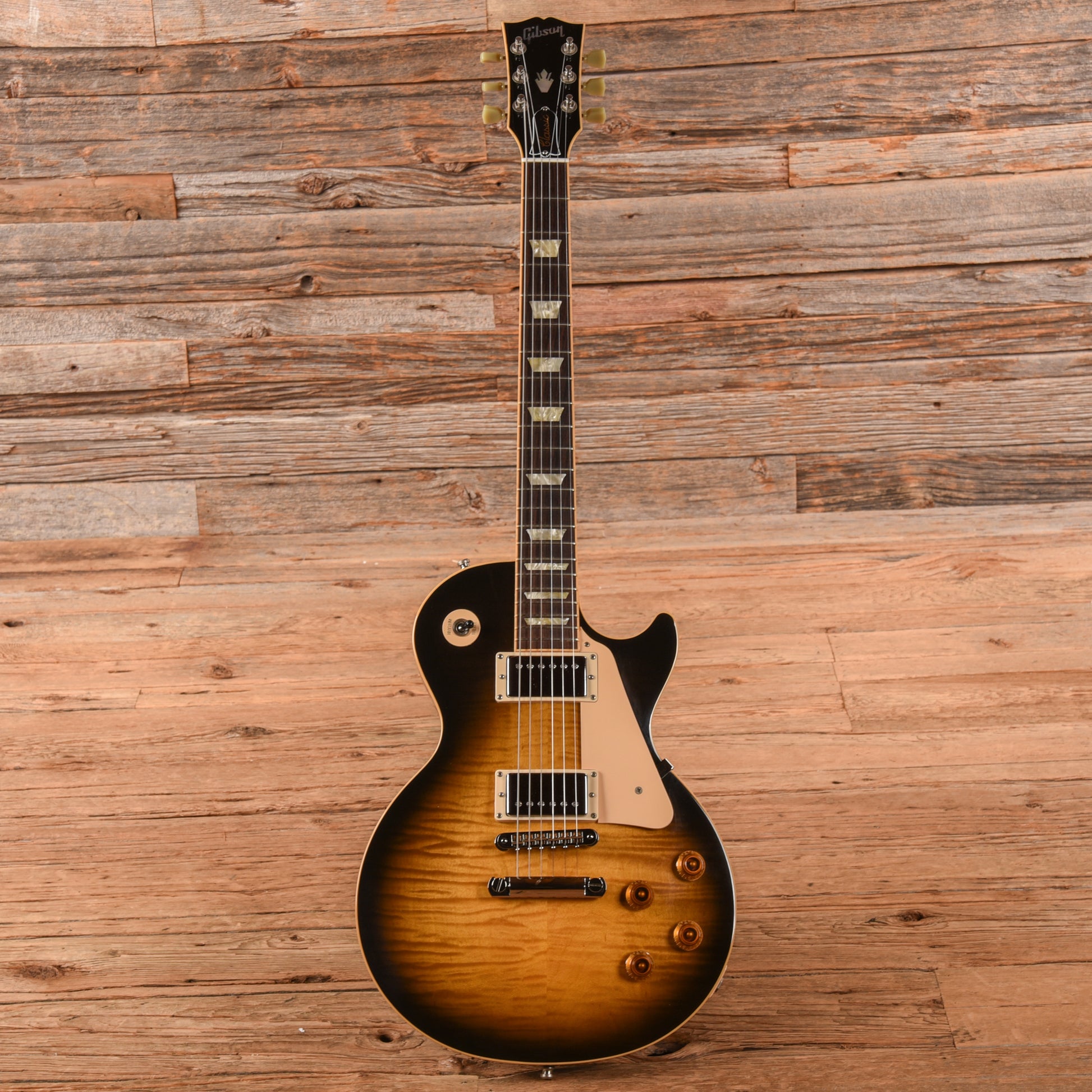 Gibson Les Paul Classic Antique Sunburst 2007 Electric Guitars / Solid Body