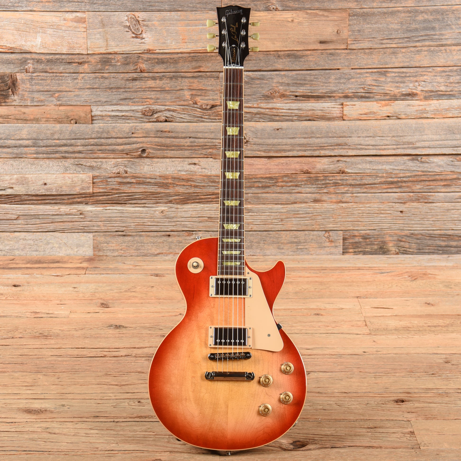 Gibson Les Paul Classic Cherry Sunburst 2007 Electric Guitars / Solid Body