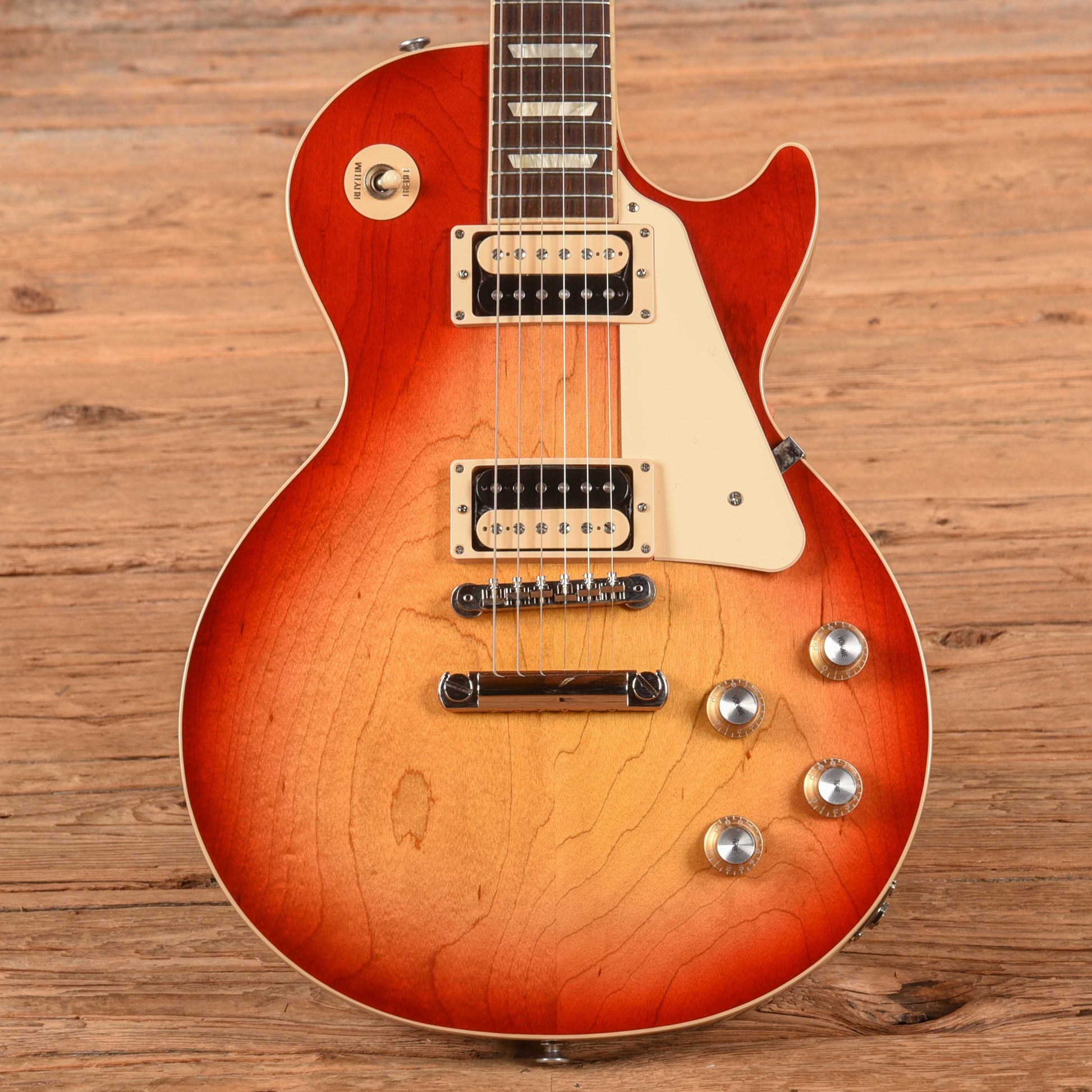 Gibson Les Paul Classic Cherry Sunburst 2022 Electric Guitars / Solid Body