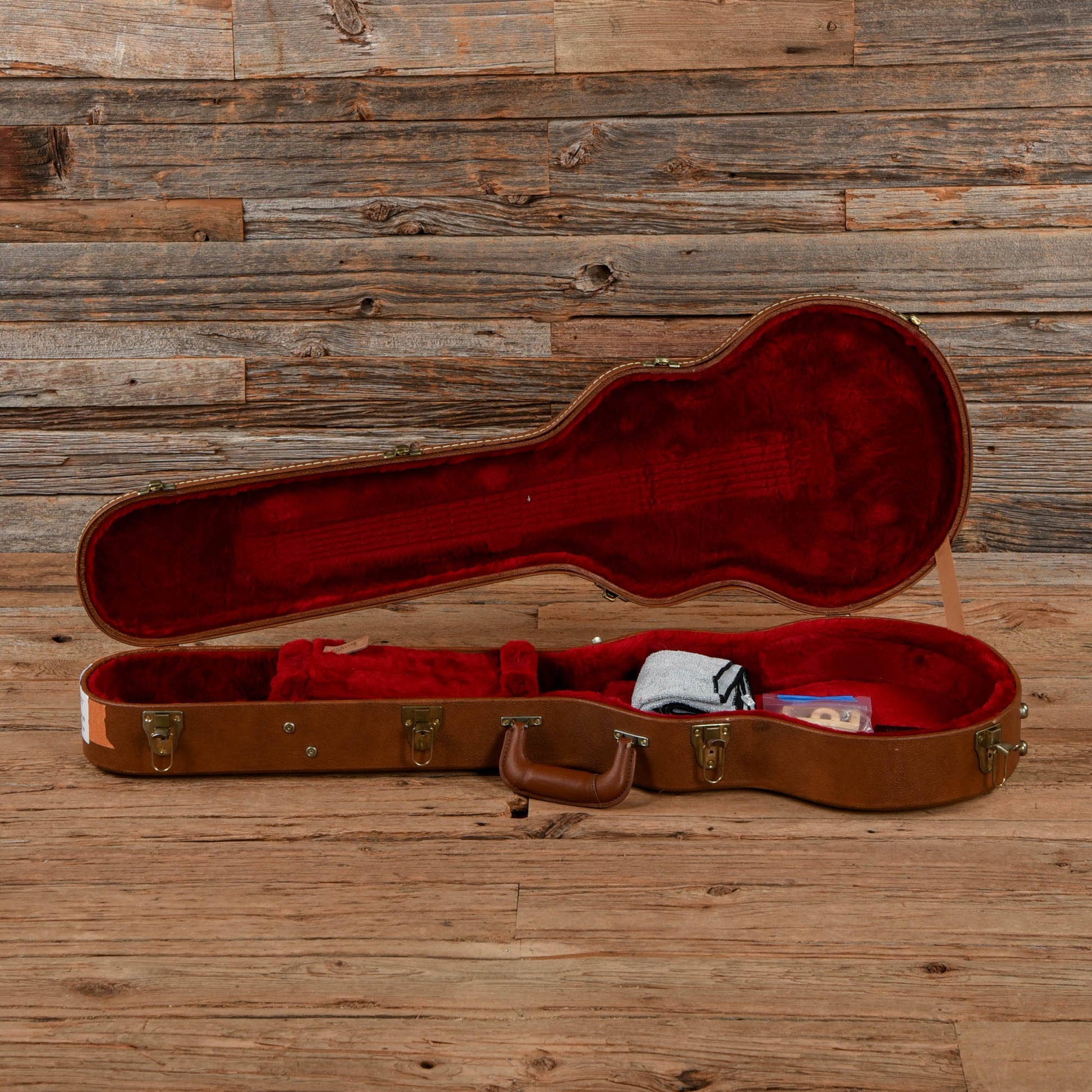 Gibson Les Paul Classic Custom Ebony 2007 Electric Guitars / Solid Body