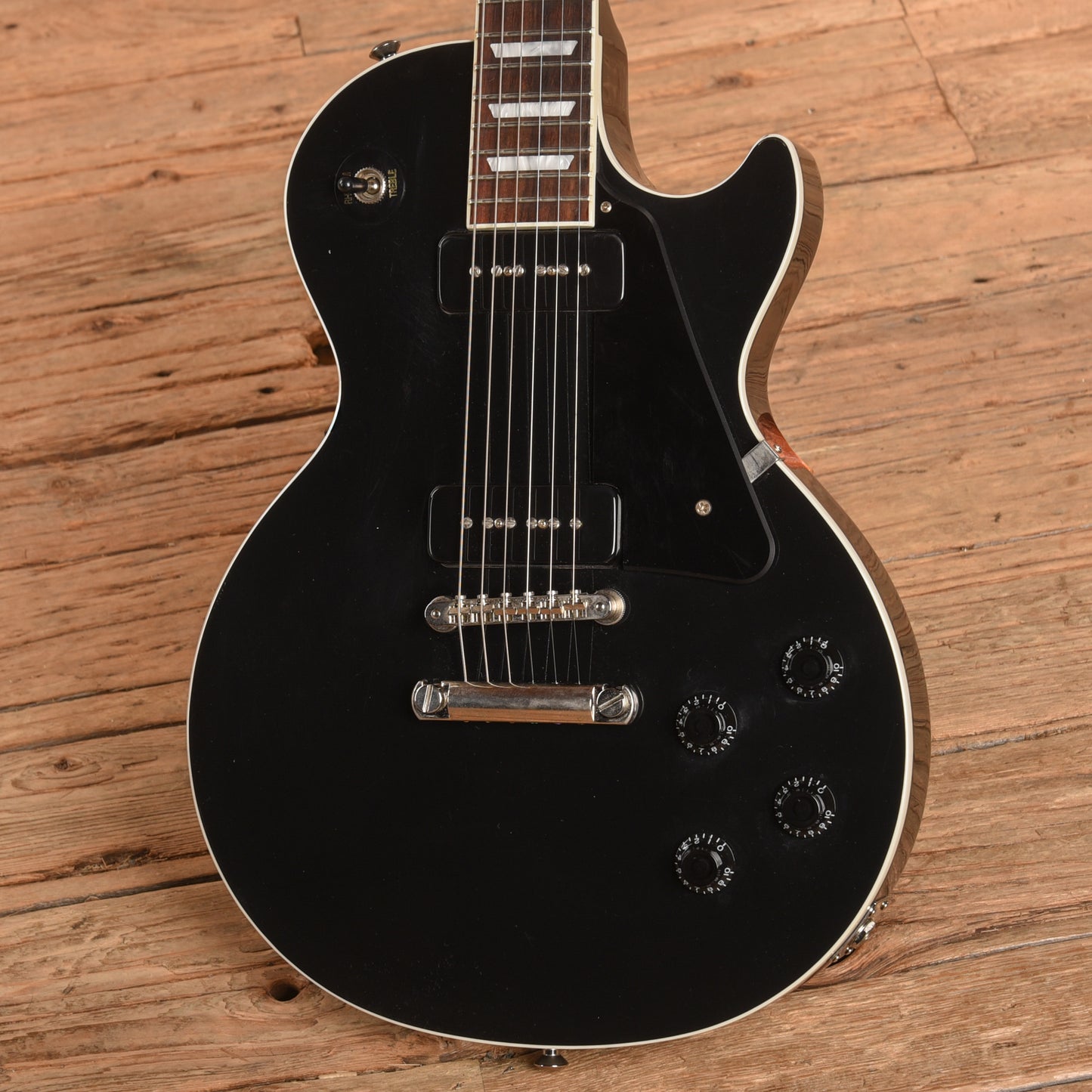 Gibson Les Paul Classic Ebony 2018 Electric Guitars / Solid Body