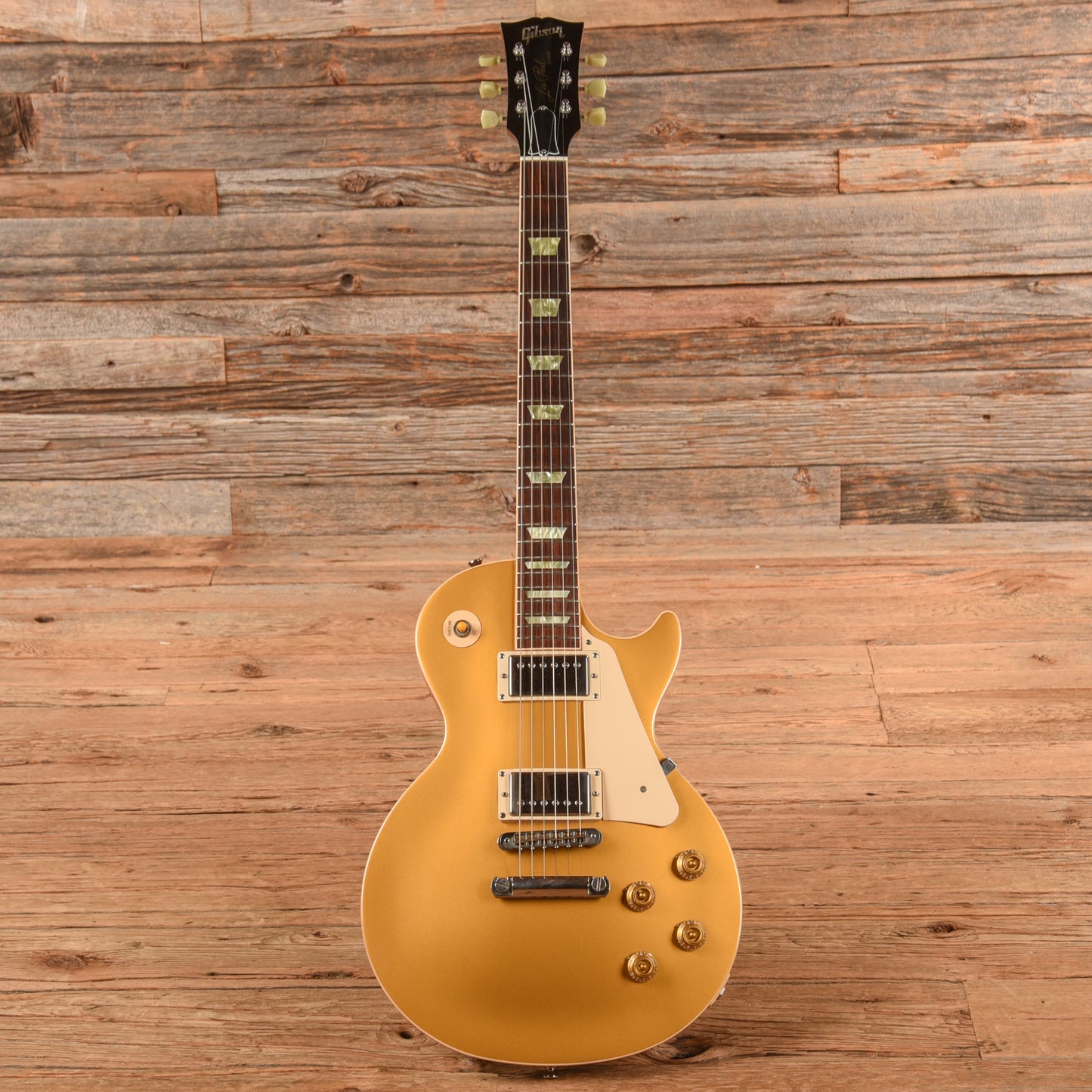 Gibson Les Paul Classic Goldtop 2005 Electric Guitars / Solid Body