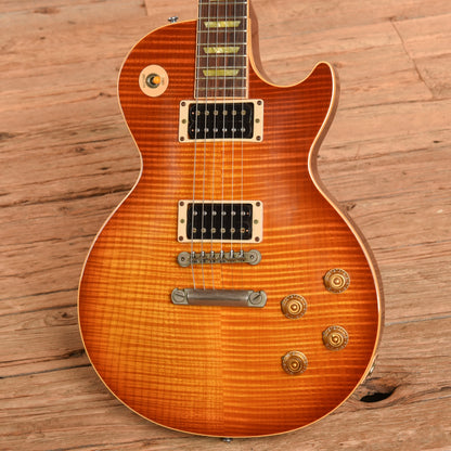Gibson Les Paul Classic Plus Honey Burst 2000 Electric Guitars / Solid Body