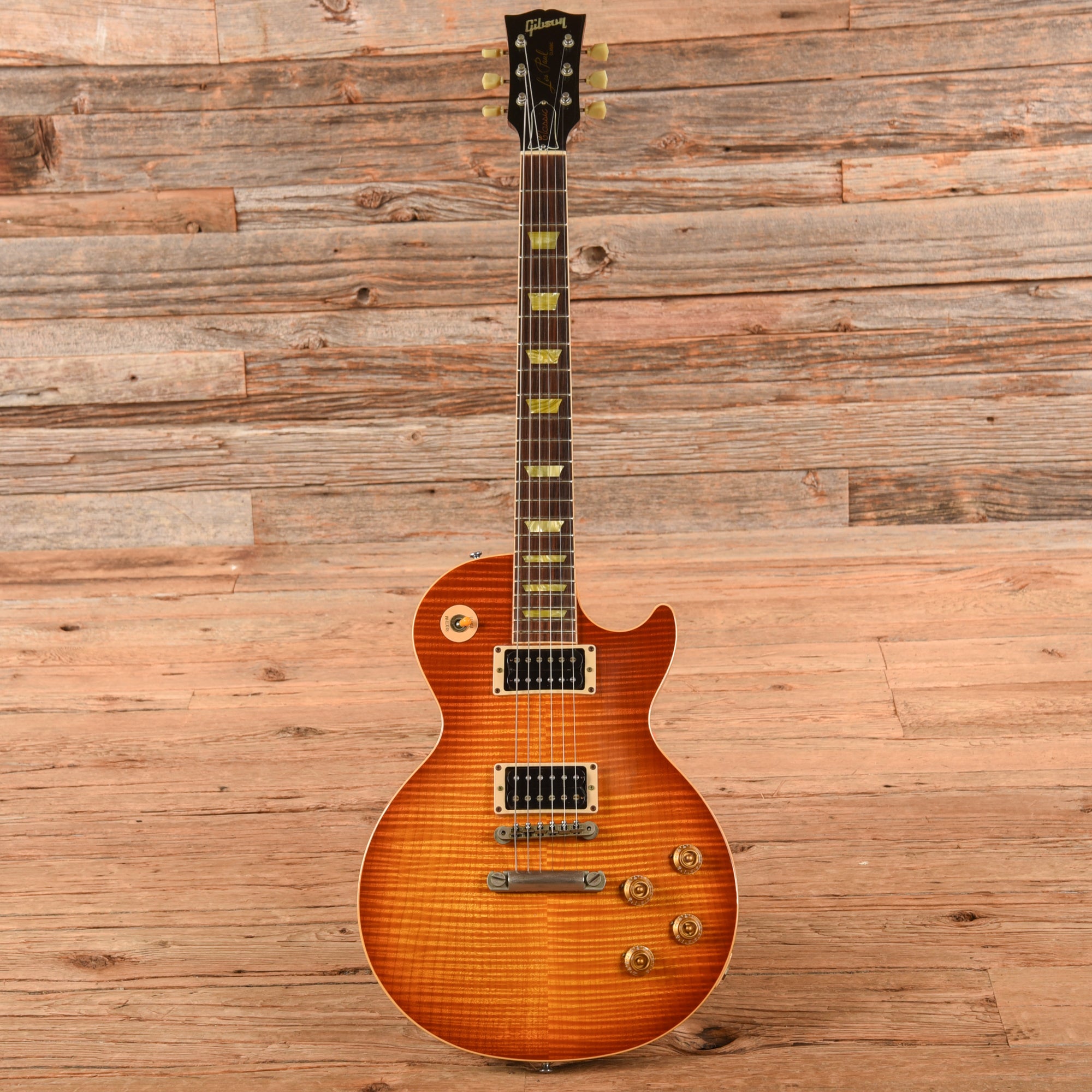 Gibson Les Paul Classic Plus Honey Burst 2000 Electric Guitars / Solid Body