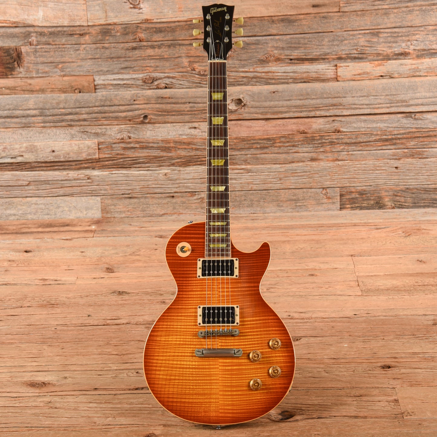 Gibson Les Paul Classic Plus Honey Burst 2000 Electric Guitars / Solid Body
