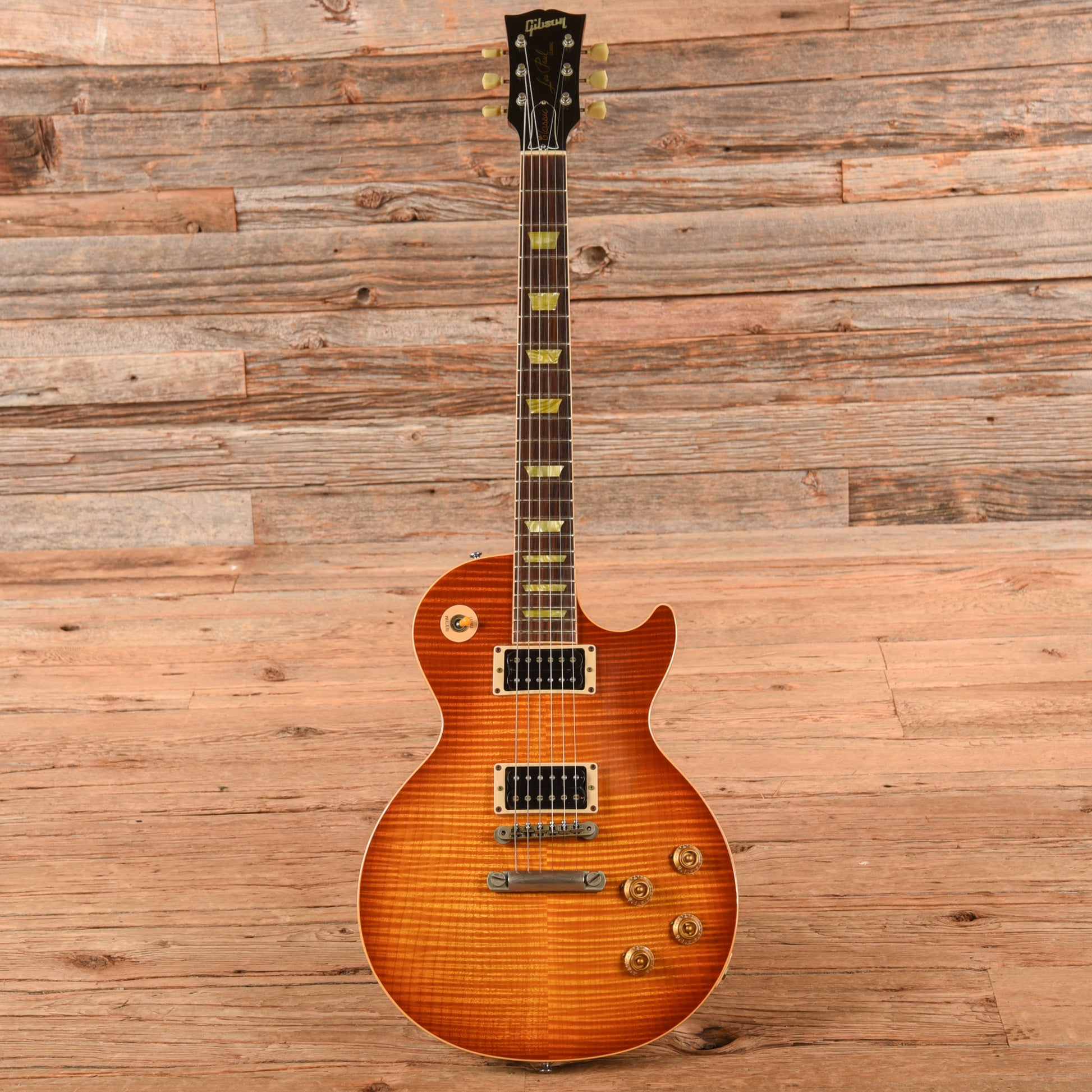 Gibson Les Paul Classic Plus Honey Burst 2000 Electric Guitars / Solid Body