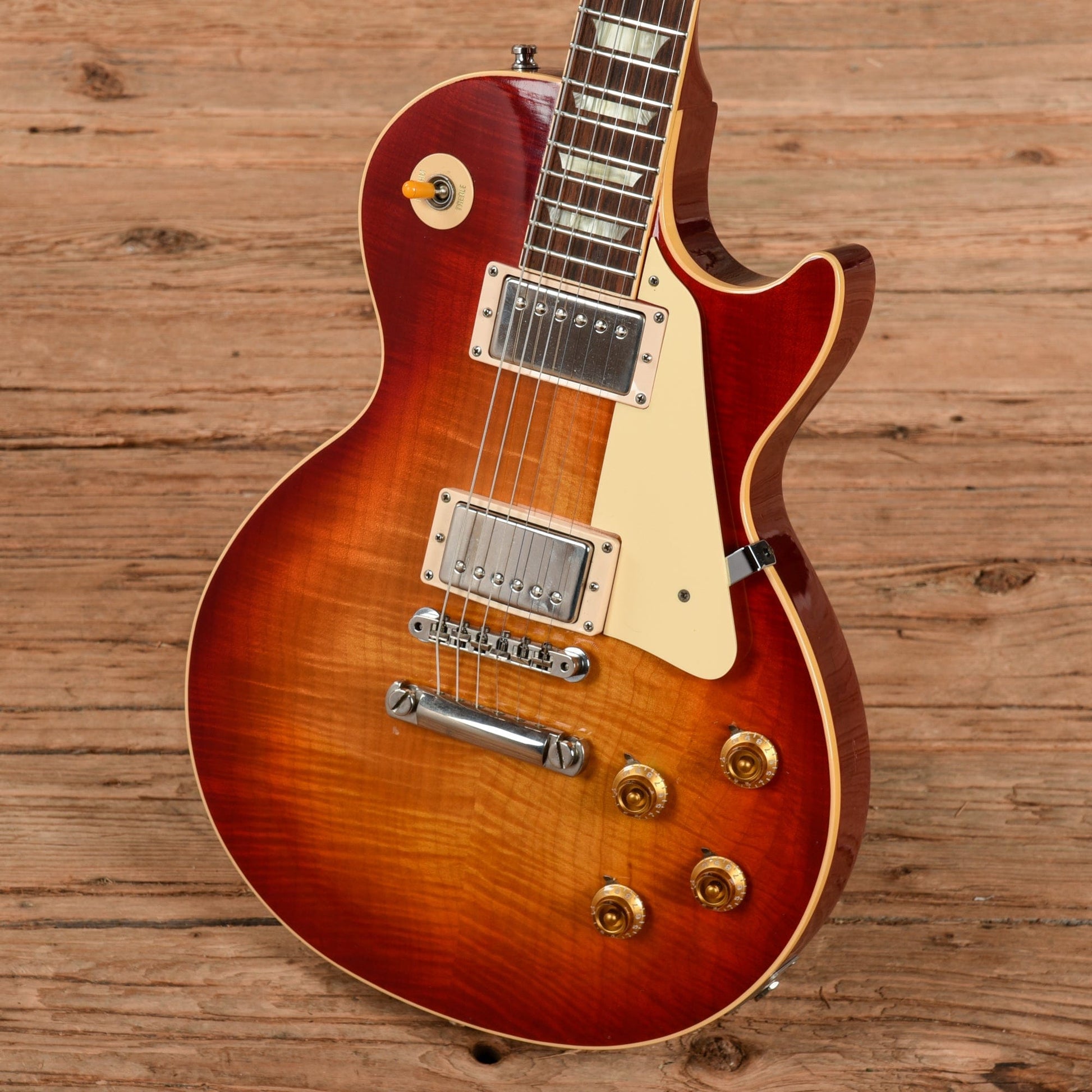 Gibson Les Paul Classic Plus Sunburst 1995 Electric Guitars / Solid Body