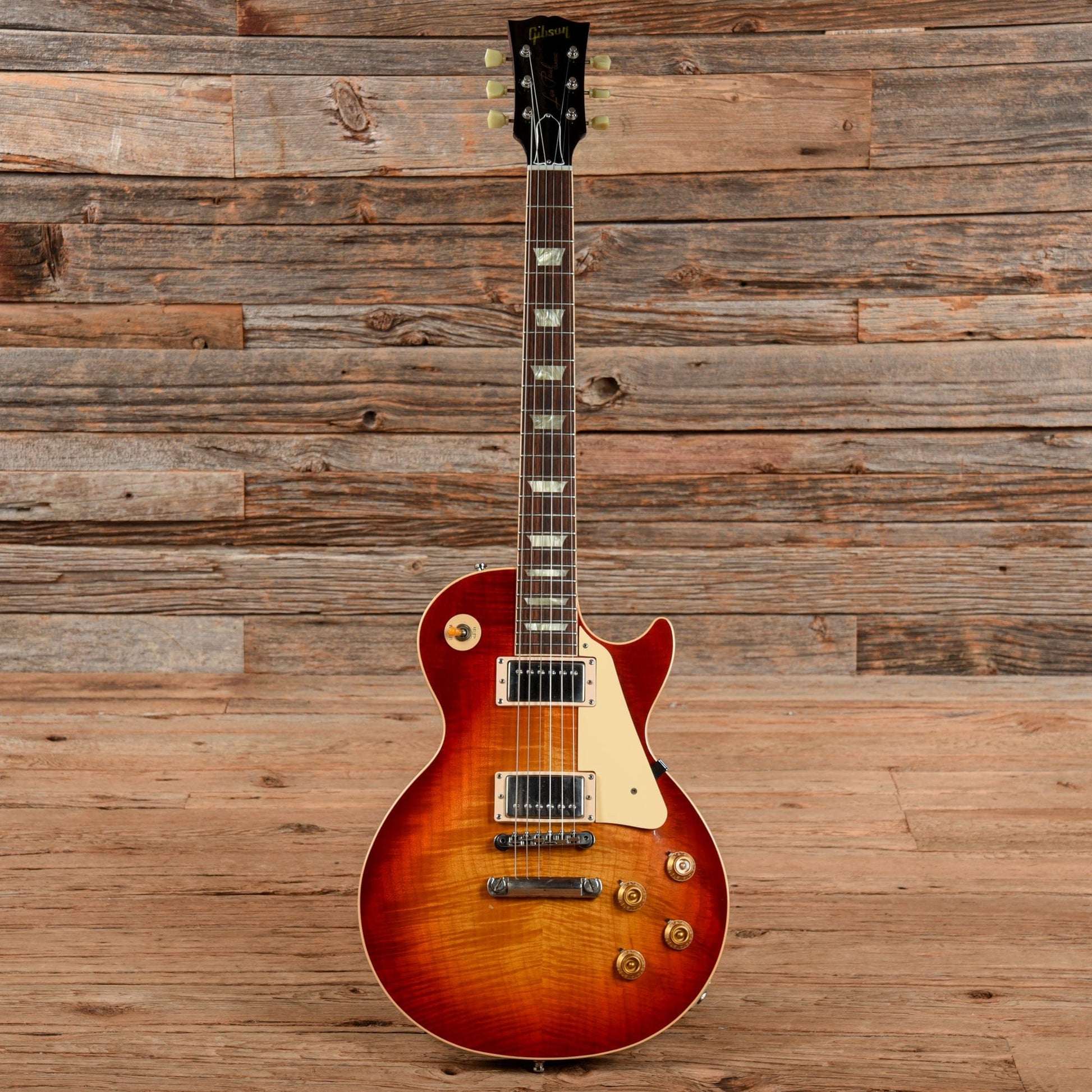 Gibson Les Paul Classic Plus Sunburst 1995 Electric Guitars / Solid Body