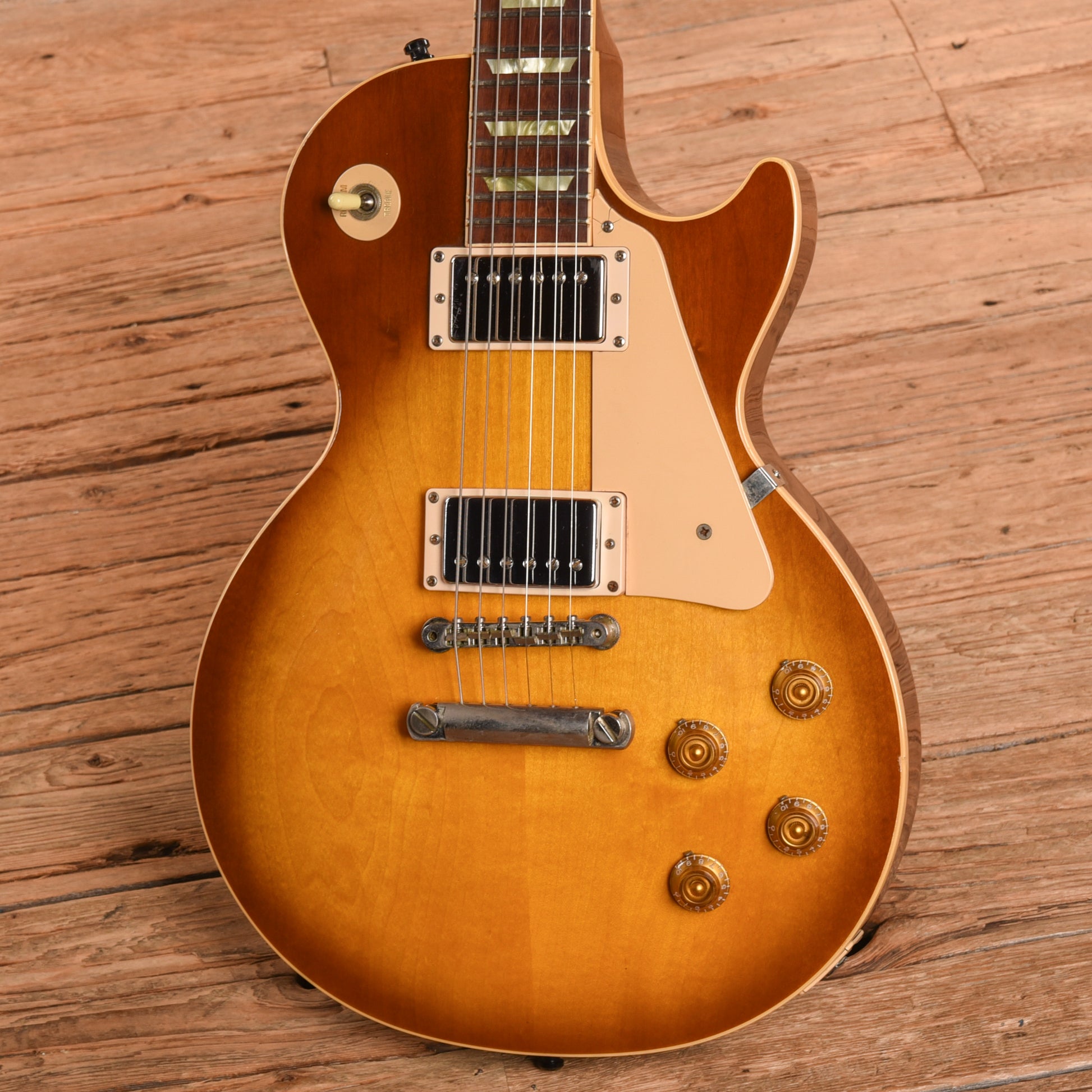 Gibson Les Paul Classic Sunburst 2007 Electric Guitars / Solid Body