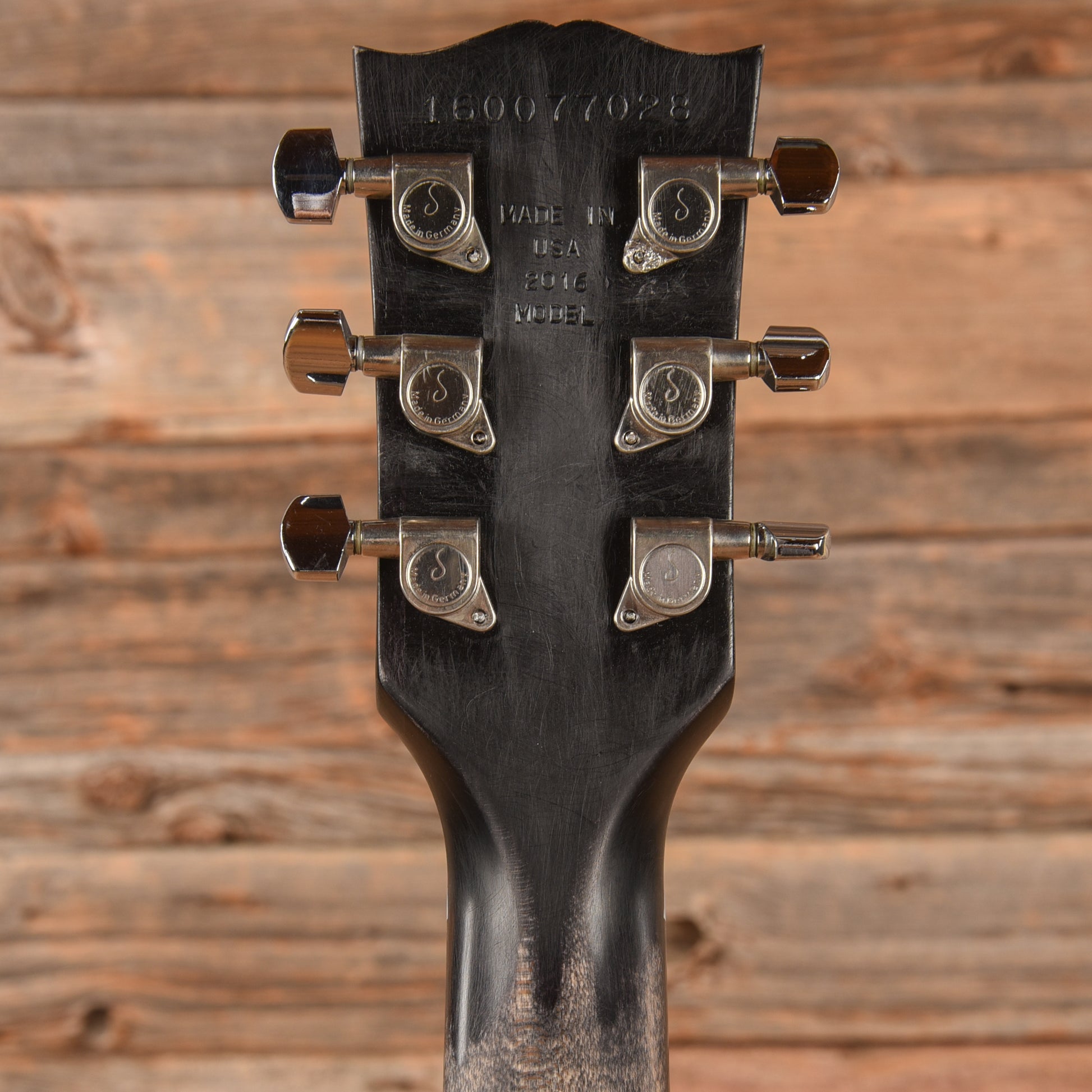 Gibson Les Paul CM Worn Black 2016 Electric Guitars / Solid Body
