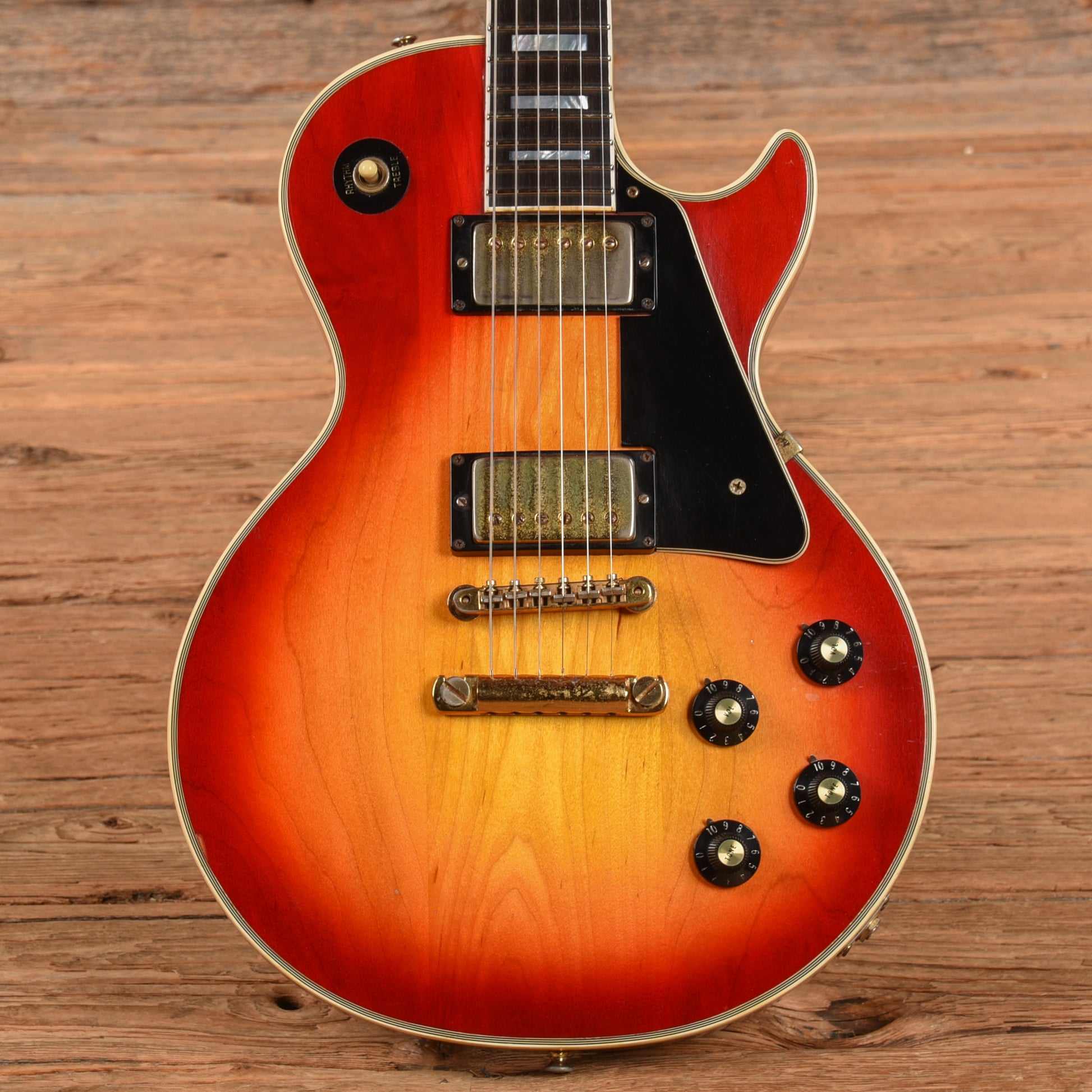 Gibson Les Paul Custom Cherry Sunburst 1974 Electric Guitars / Solid Body
