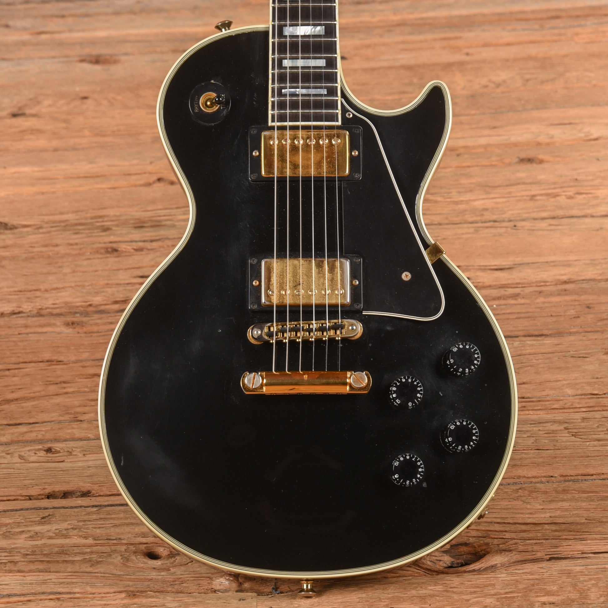 Gibson Les Paul Custom Ebony 2001 Electric Guitars / Solid Body