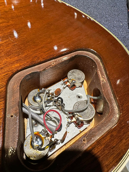 Gibson Les Paul Custom Honey Burst 1982 Electric Guitars / Solid Body
