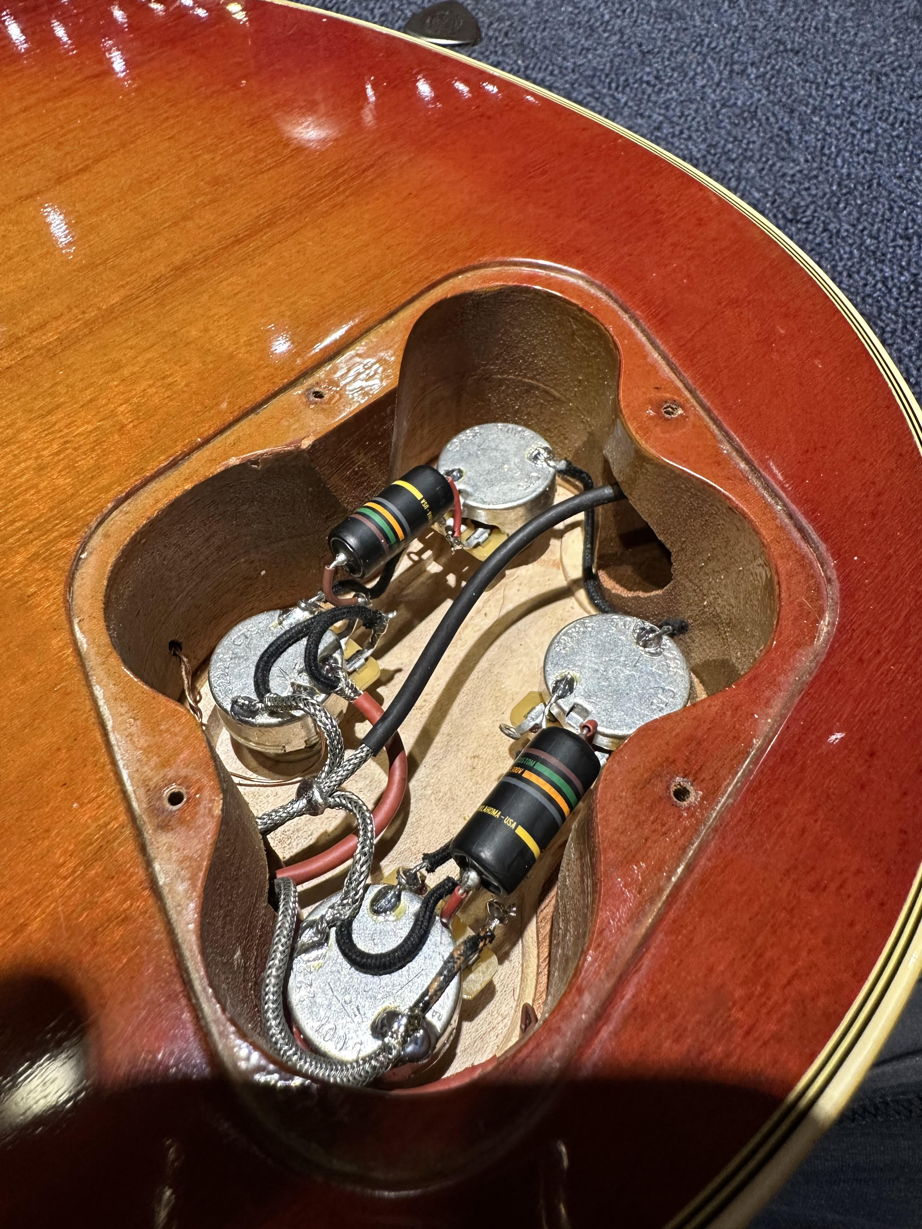 Gibson Les Paul Custom Sunburst 1972 Electric Guitars / Solid Body