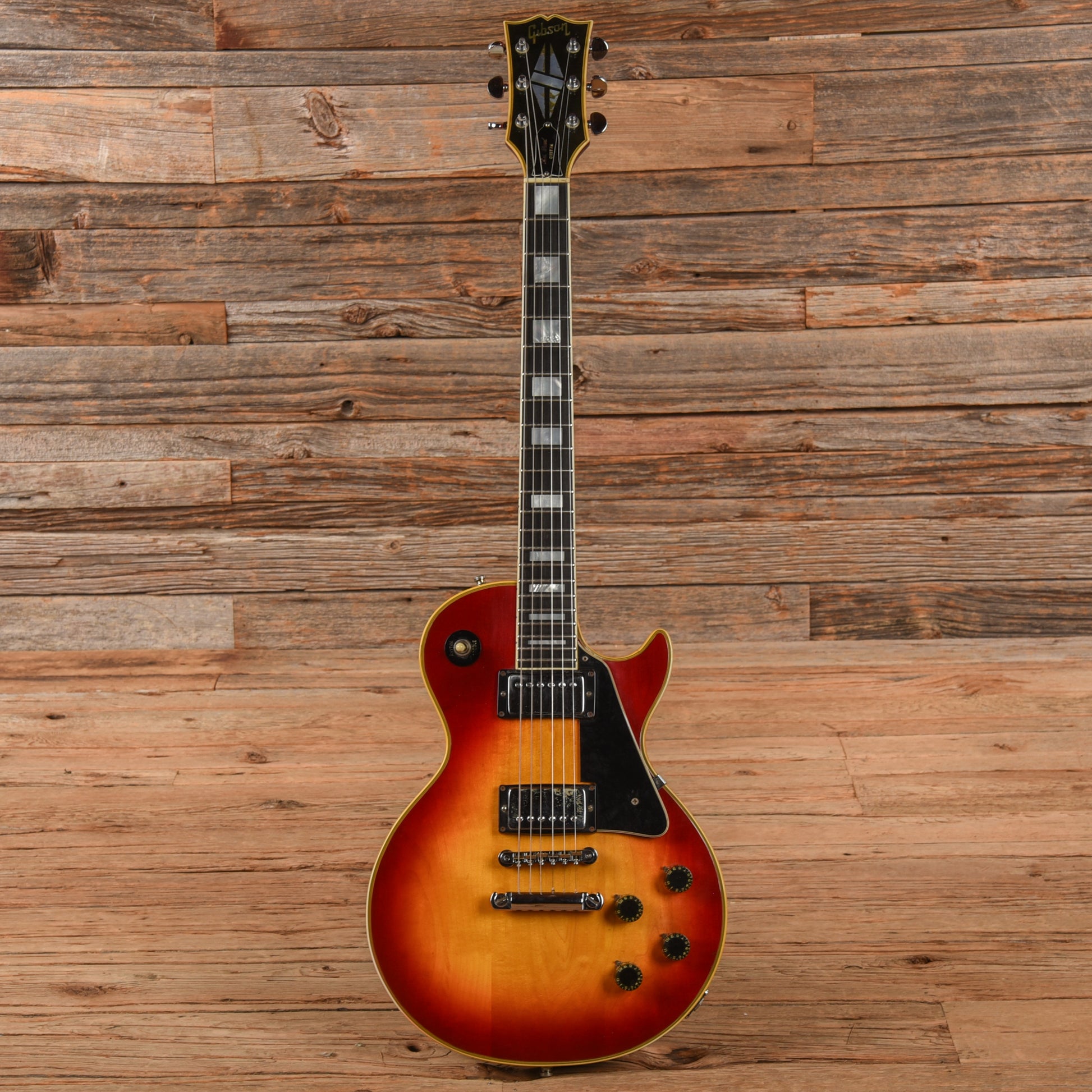 Gibson Les Paul Custom Sunburst 1972 Electric Guitars / Solid Body