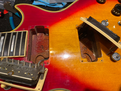 Gibson Les Paul Custom Sunburst 1981 Electric Guitars / Solid Body