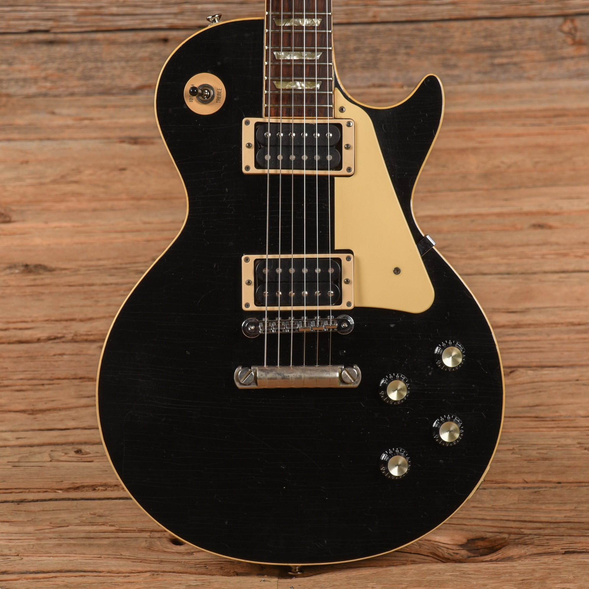 Gibson Les Paul Deluxe Black 1972 Electric Guitars / Solid Body