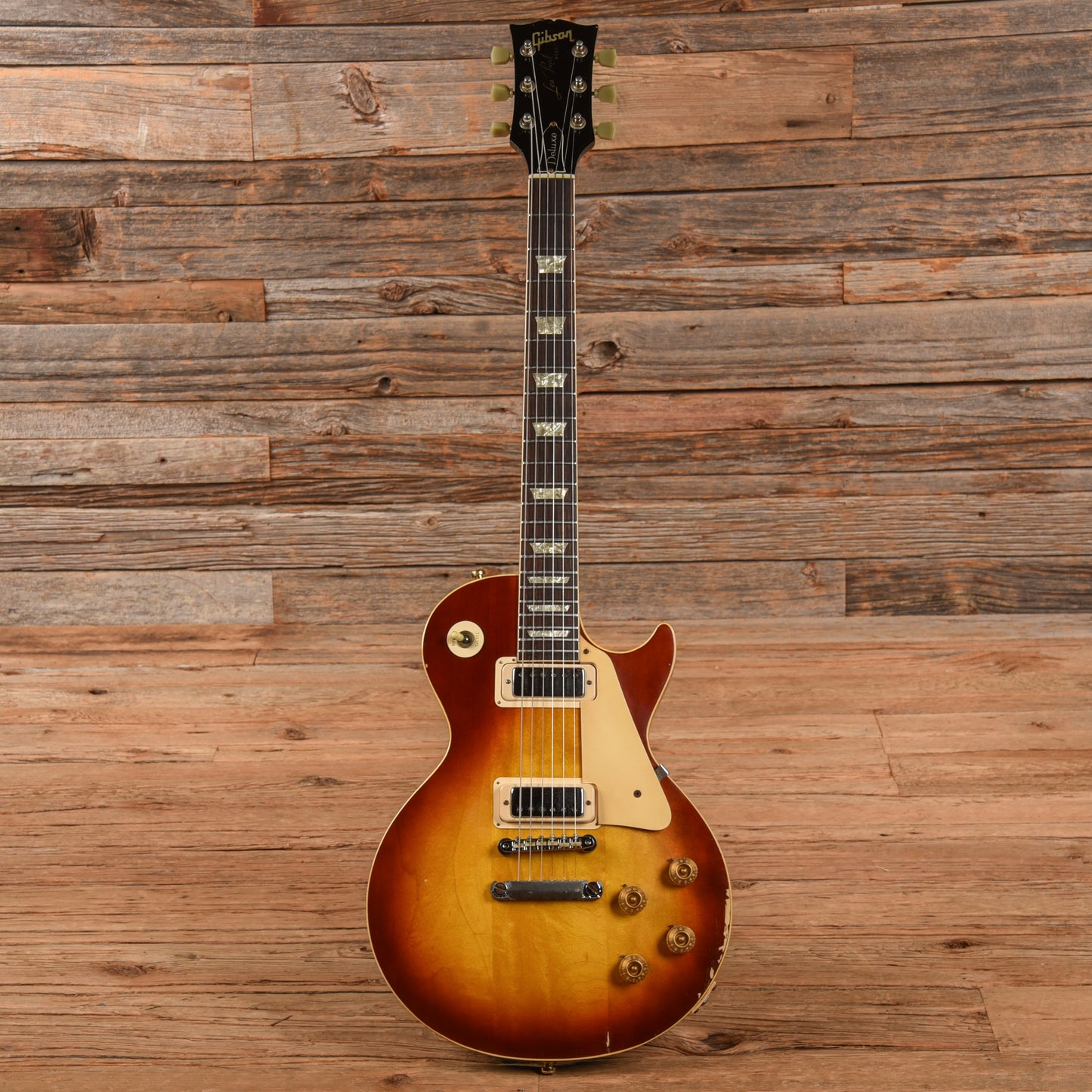 Gibson Les Paul Deluxe Cherry Sunburst 1971 Electric Guitars / Solid Body
