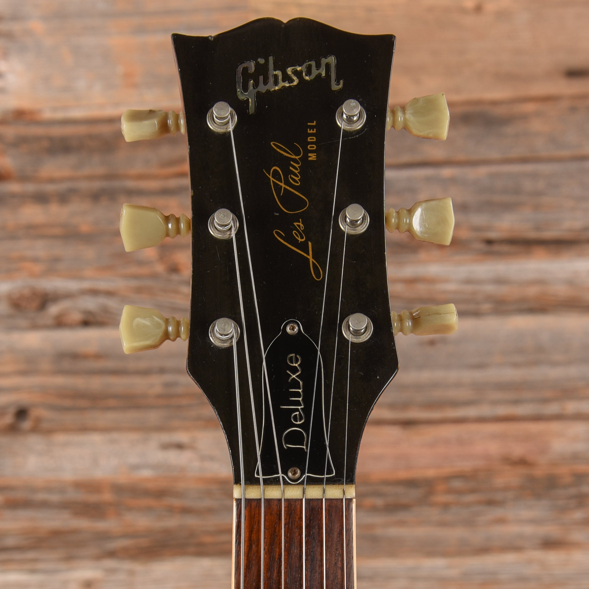 Gibson Les Paul Deluxe Cherry Sunburst 1974 Electric Guitars / Solid Body