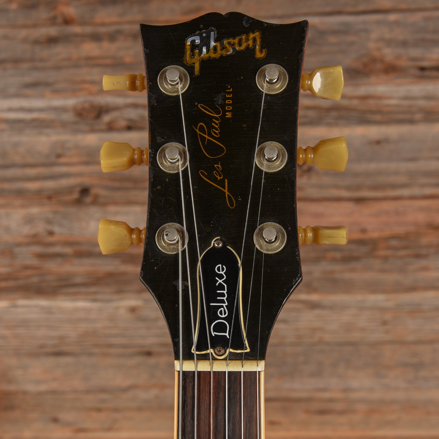 Gibson Les Paul Deluxe Cherry Sunburst 1976 Electric Guitars / Solid Body